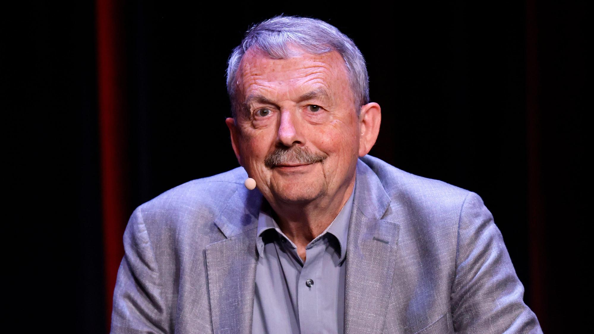 Wolfgang Streeck spricht auf der Phil.Cologne, dem internationalen Festival für Philosophie in der Comedia.