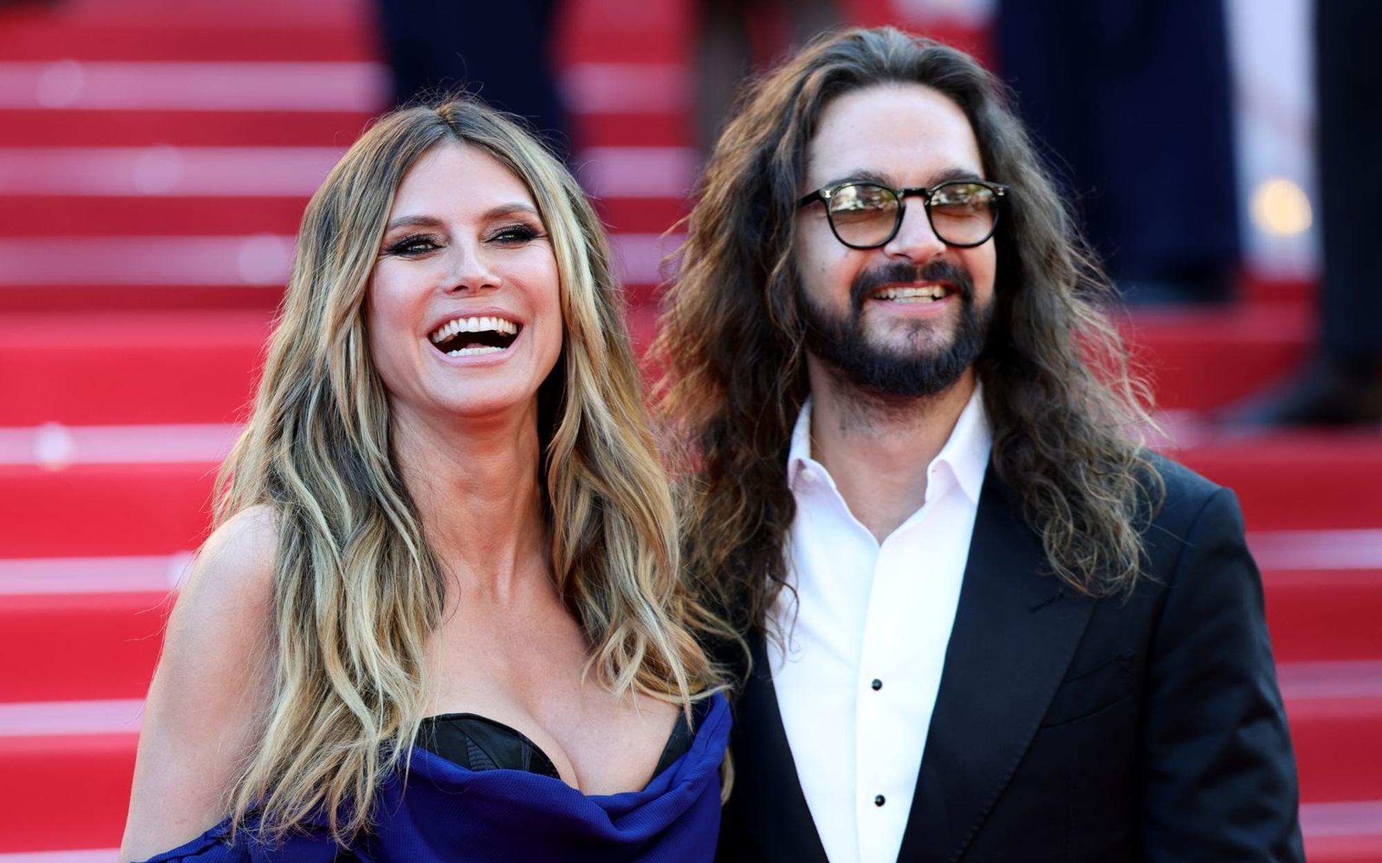 In seinem Podcast verriet Tom Kaulitz, welches Kleidungsstück seine Frau Heidi Klum an ihm „furchtbar“ findet. (Bild: 2026 Getty Images/Andreas Rentz)