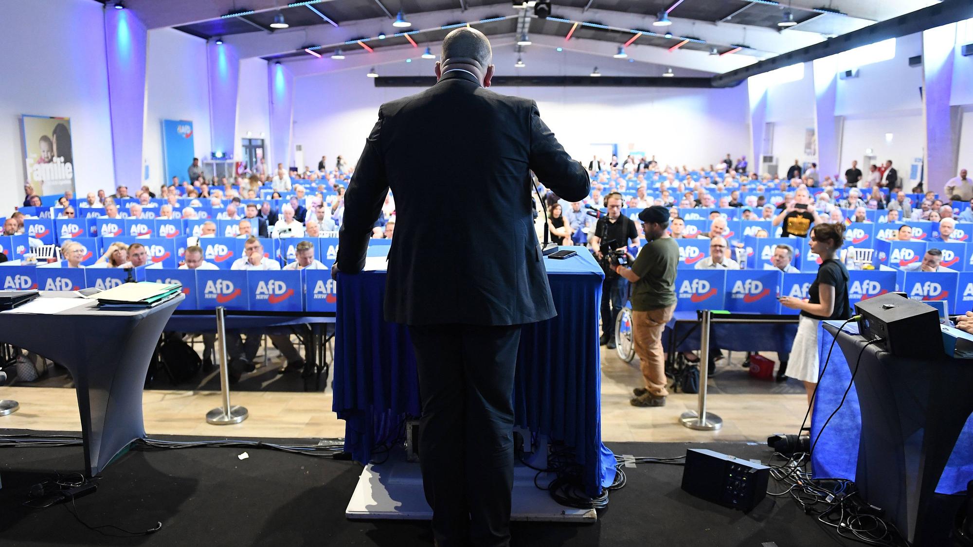 Listenaufstellung der AfD NRW am 11.07.2026 im Eventzentrum.NRW in Marl Klaus Esser Fraktionsmitglied AfD NRW *** AfD NRW Candidate List Announcement on July 11, 2026, at the Eventzentrum NRW in Marl Klaus Esser, Member of the AfD NRW Parliamentary Caucus xRx
