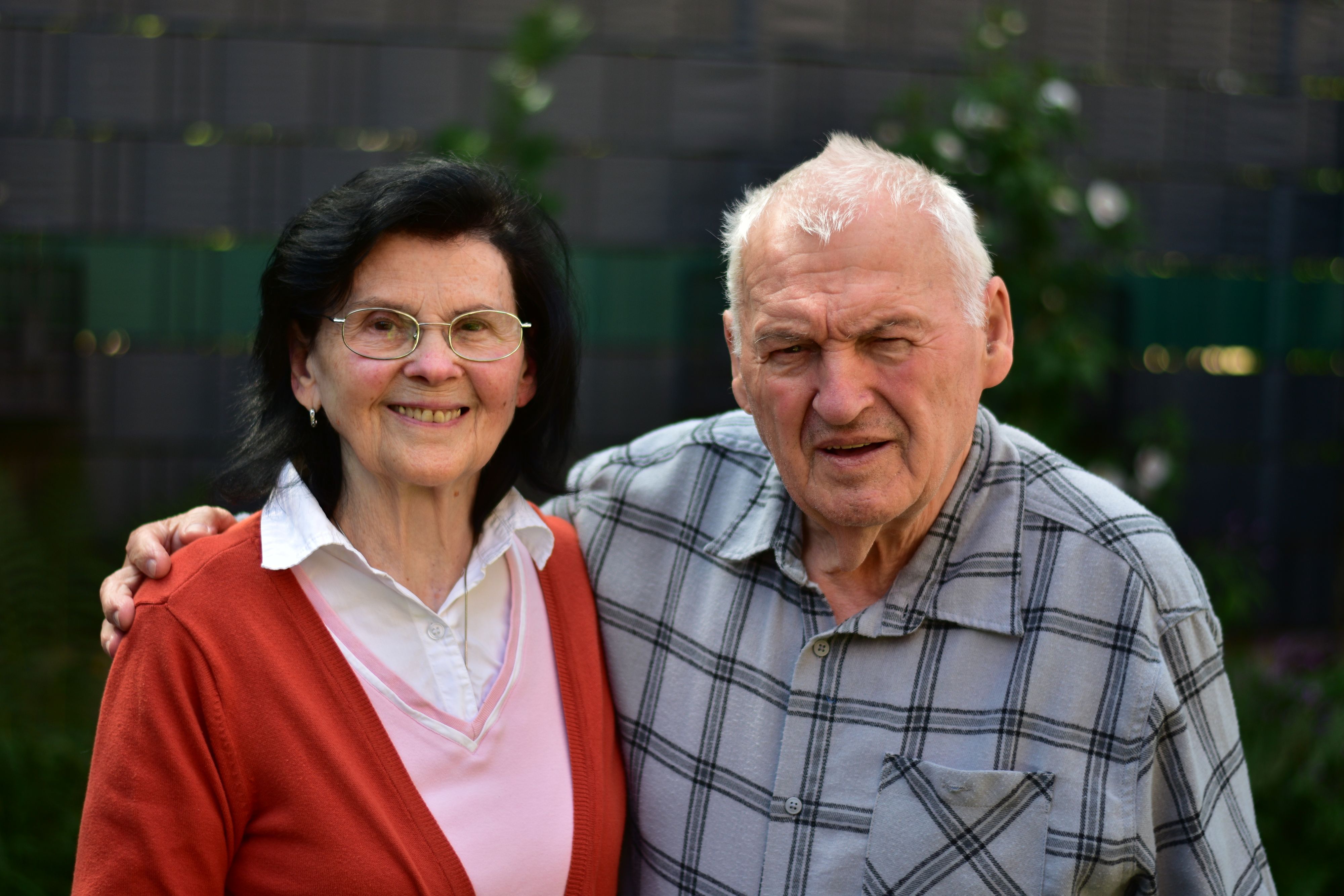 Veronika und Pal Dolezar aus Sankt Augustin-Mülldorf feiern Diamanthochzeit.