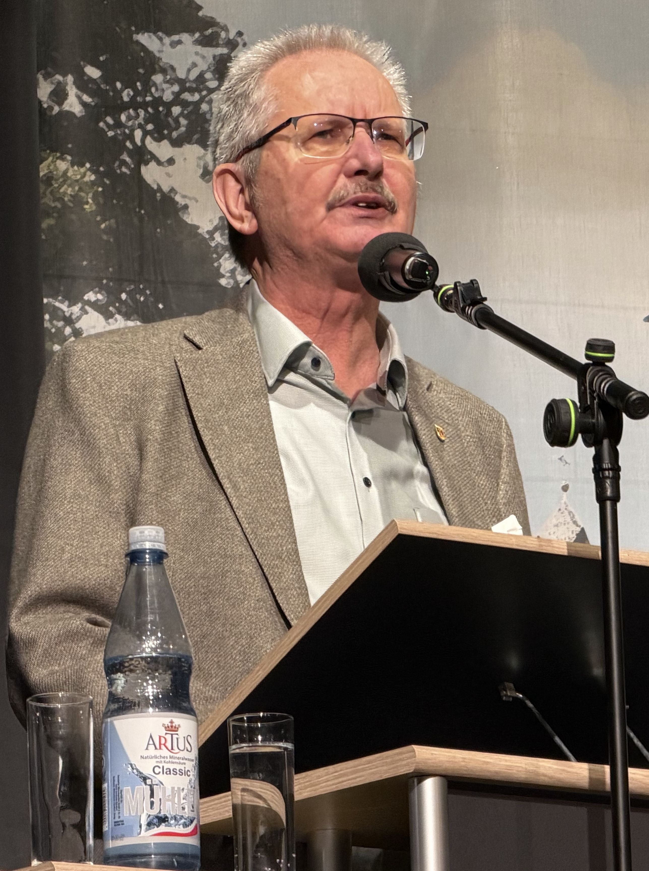 Heiner Funke fordert, es dürfe bei den Finanzen in Kerpen keine Tabus geben.