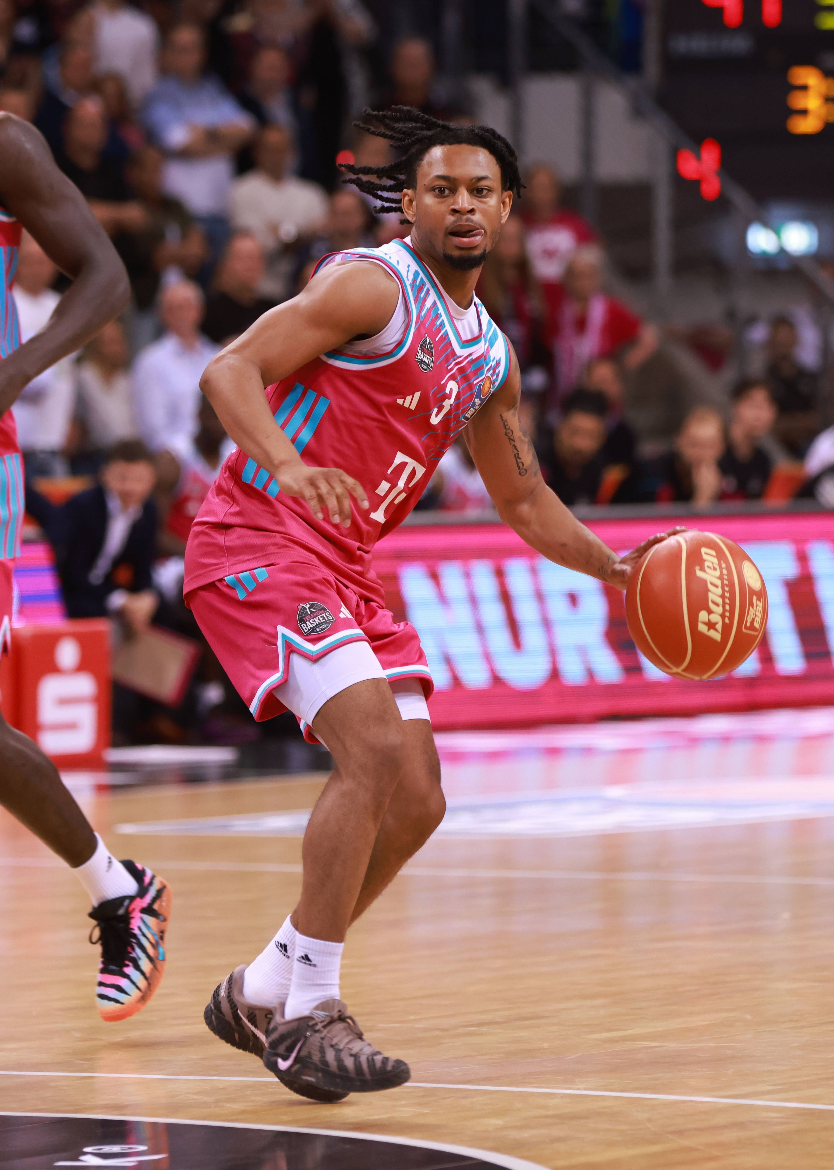Heimspiel-Spektakel im Telekom Dome: Telekom Baskets Bonn empfängt Veolia Towers Hamburg.