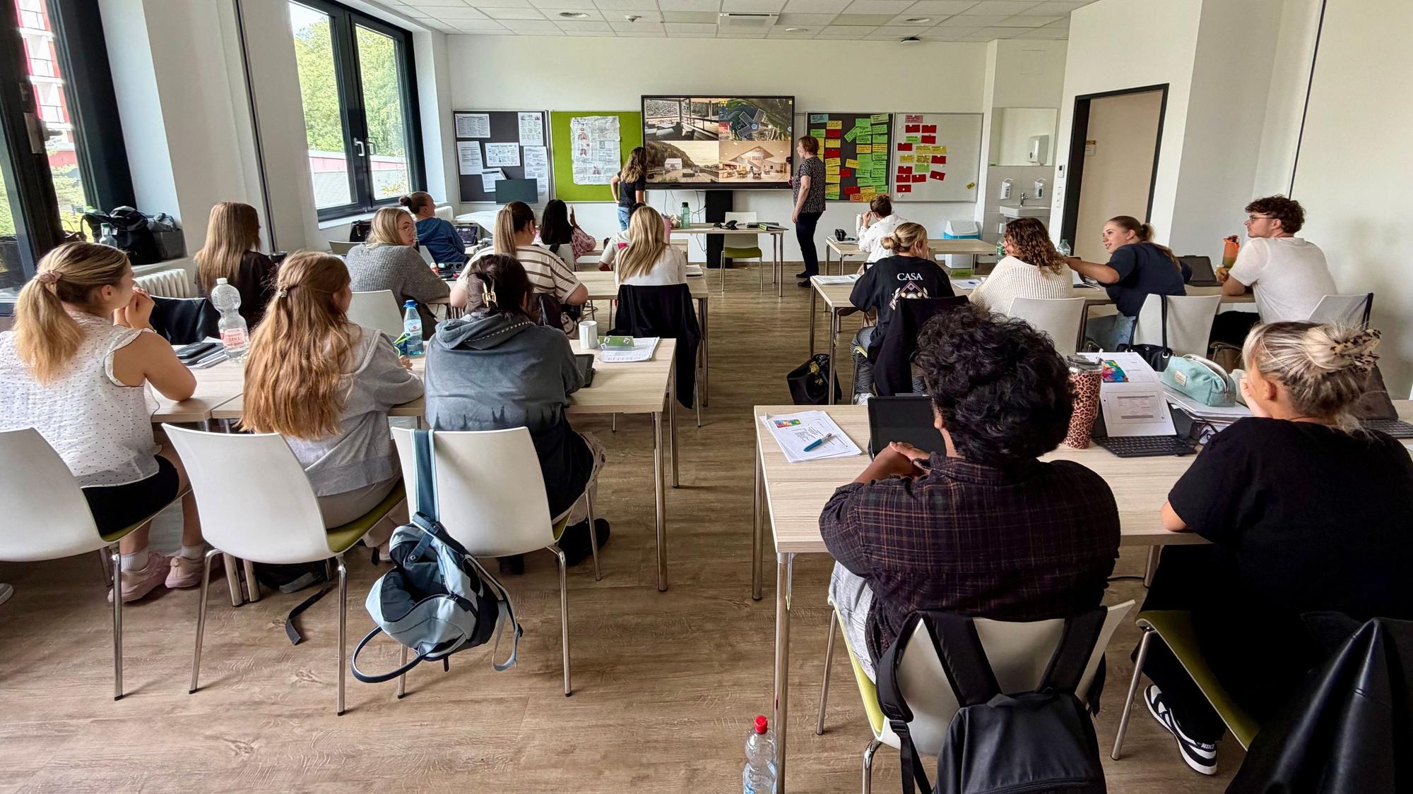 Unterricht in der Pflegeschule