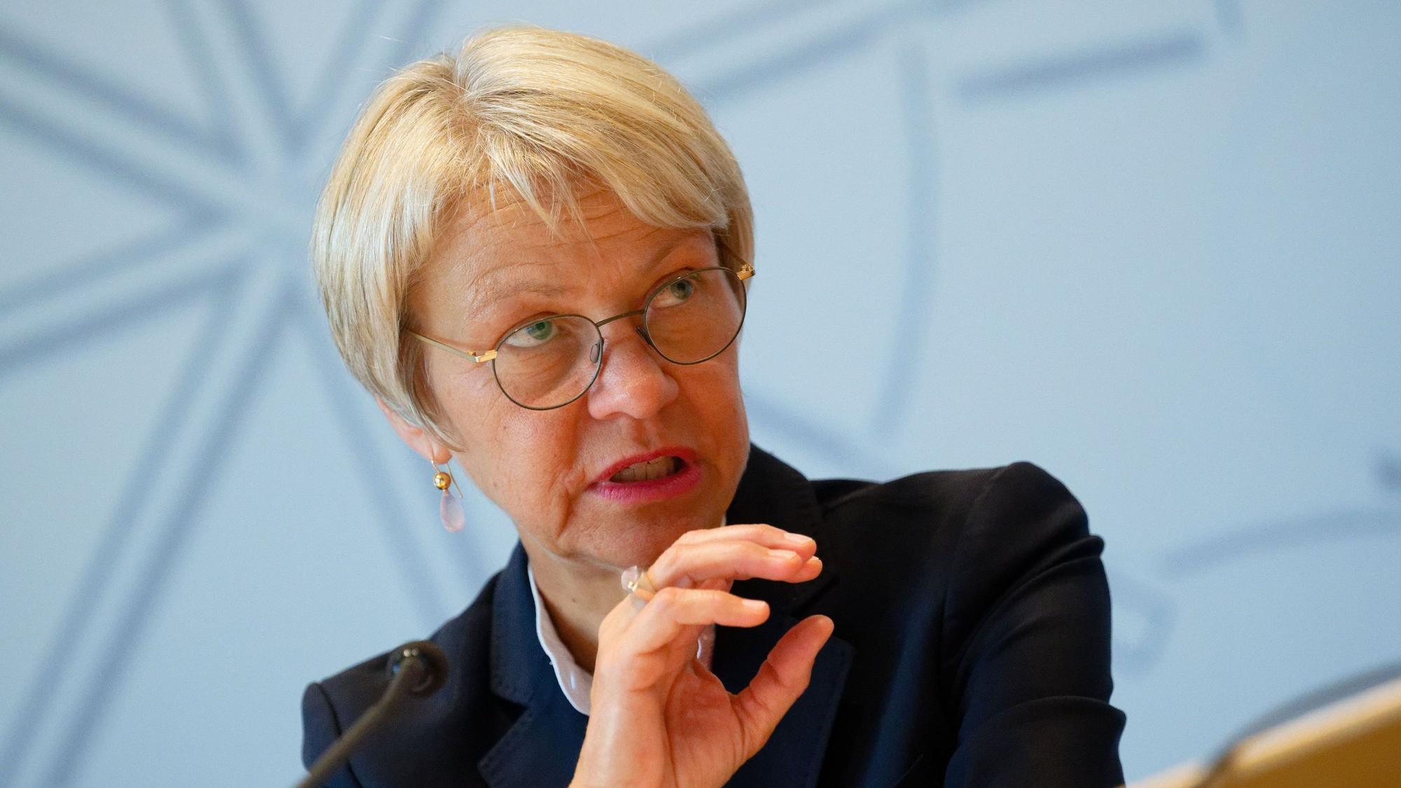 Die nordrhein-westfälische Bildungsministerin Dorothee Feller (CDU)