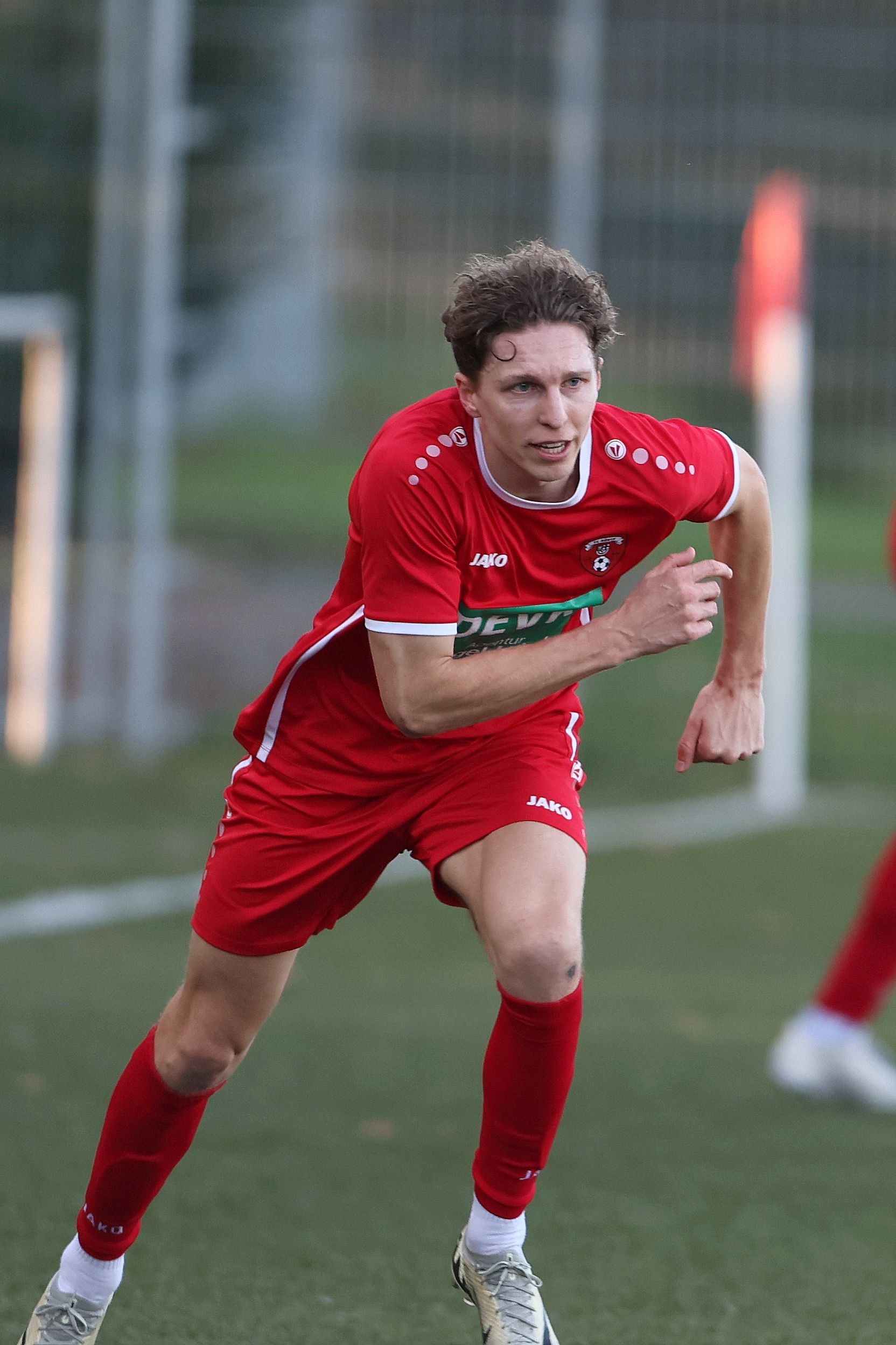Das Foto zeigt Johannes Kölmel im Trikot des FC Hürth.