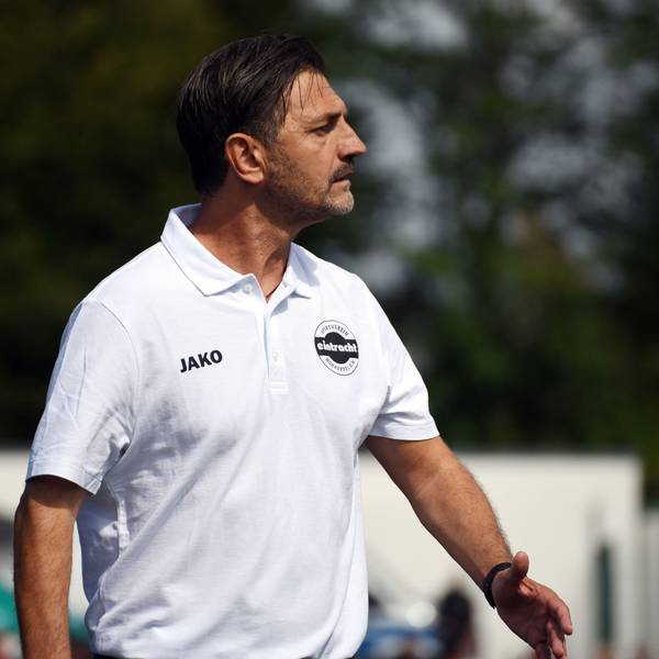 Eintracht-Trainer Pepe Brunetto.