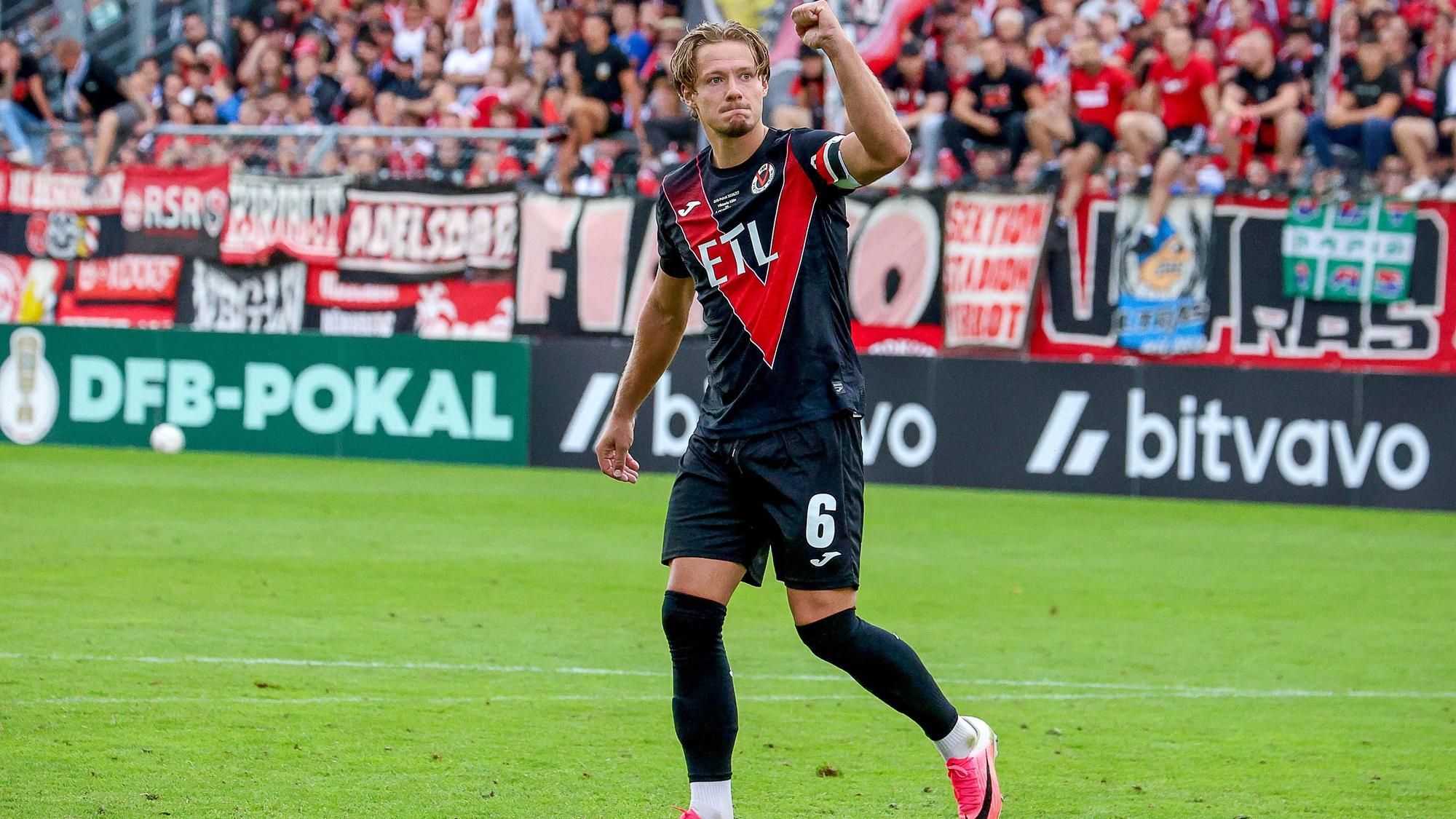 22.08.2026, xsscx, Fußball, DFB-Pokal 1. Runde, Viktoria Köln - 1. FC Nürnberg, Sportpark Höhenberg, Saison 2026 2027: Tobias Eisenhuth Viktoria Köln 6 DFB regulations prohibit any use of photographs as image sequences and or quasi-video. Photo: xSandraxScherningxPressefotoKochx Nordrhein-Westfalen Deutschland *** August 22, 2026, xsscx, Soccer, DFB Cup First Round, Viktoria Cologne 1 FC Nuremberg, Sportpark Höhenberg, 20262027 Season, Tobias Eisenhuth, Viktoria Cologne 6. DFB regulations prohibit any use of photographs as image sequences and/or quasi-video. Photo: xSandraxScherningxPressefotoKochx, North Rhine-Westphalia, Germany