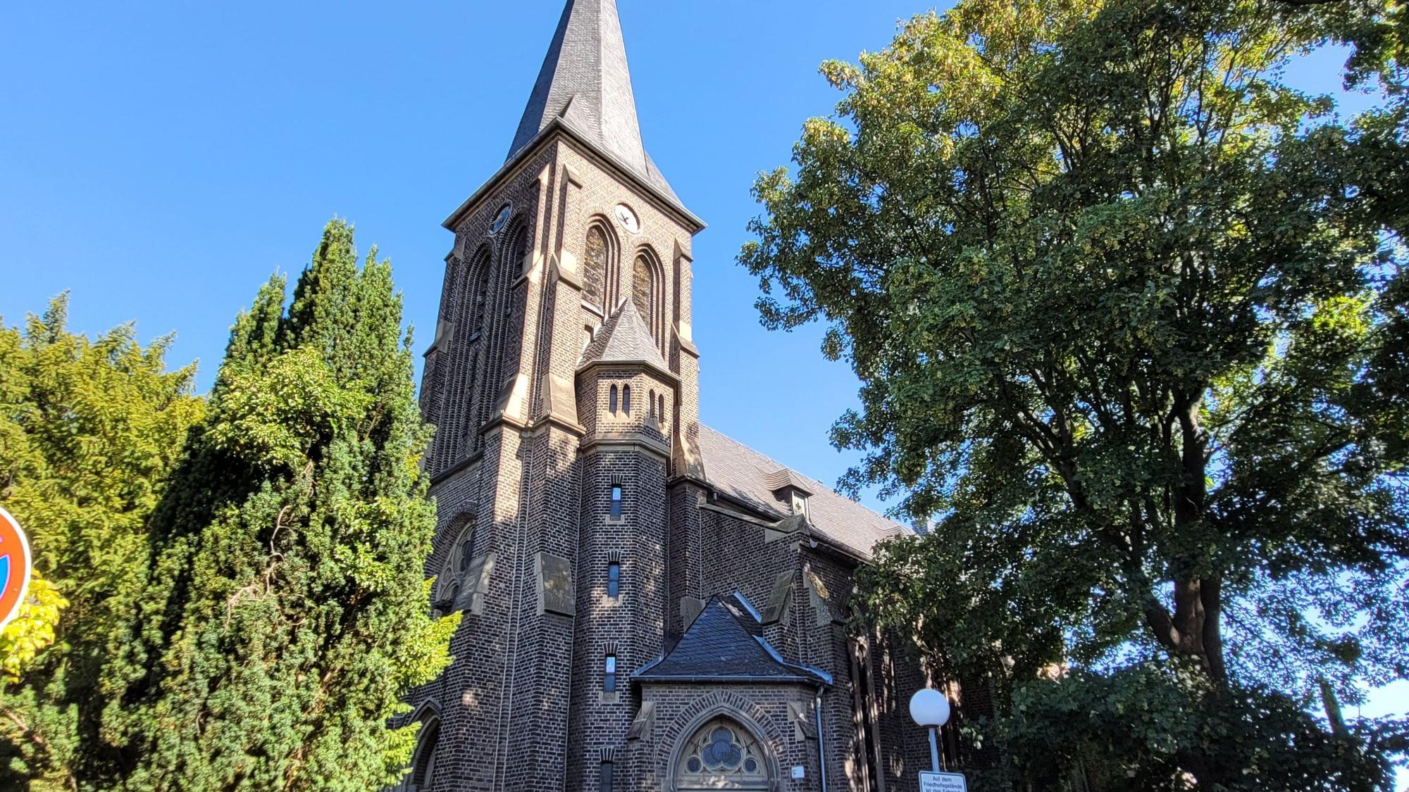 Eine Kirche.