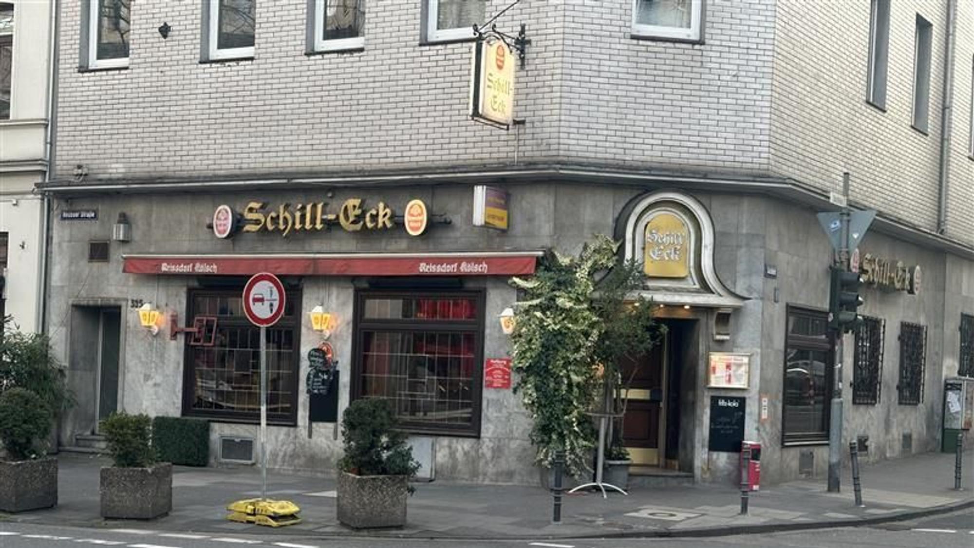 Das Schill Eck in Köln-Nippes von außen