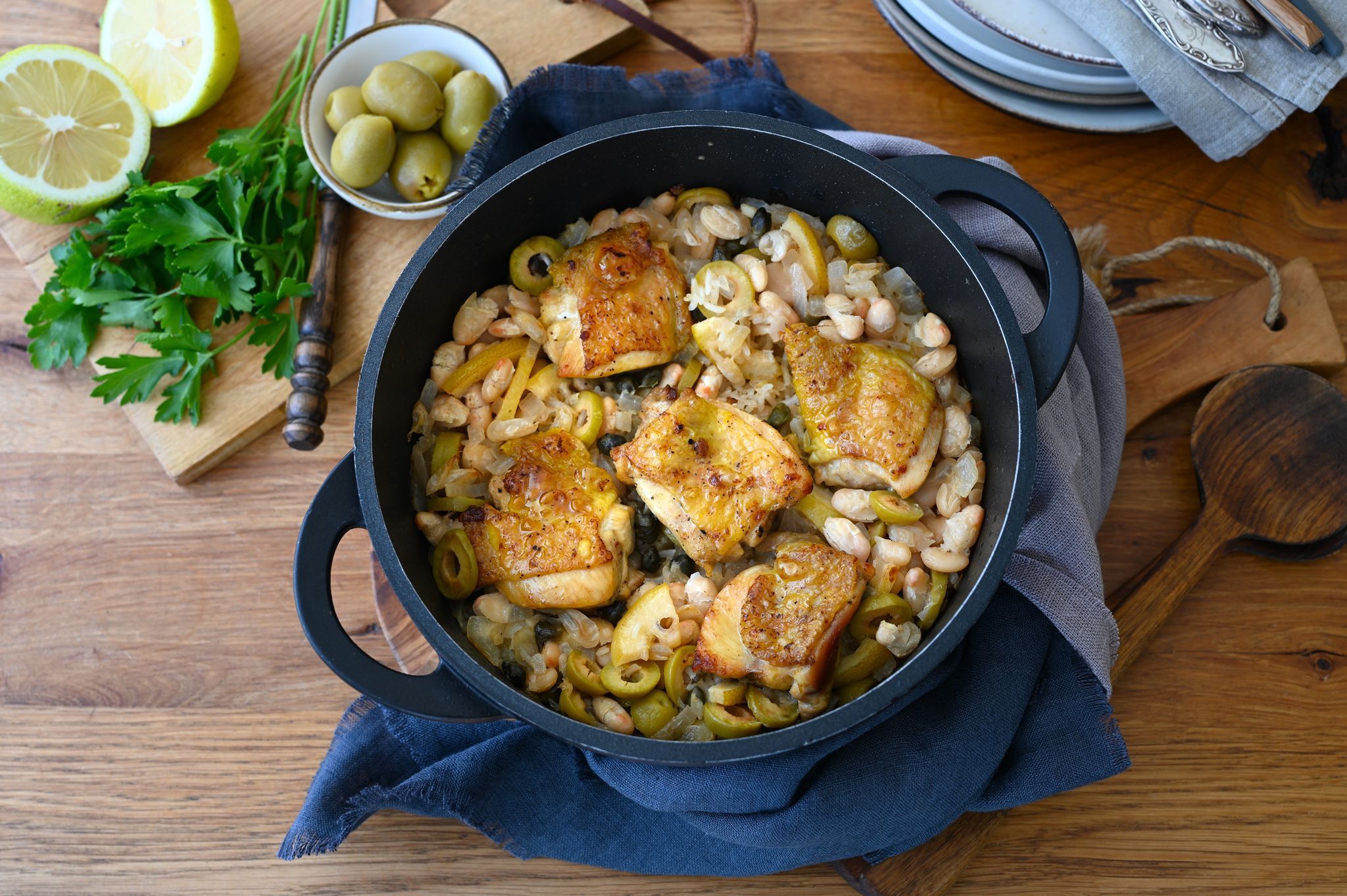 One-Pot mit Hähnchen, Reis und karamellisierten Zitronen