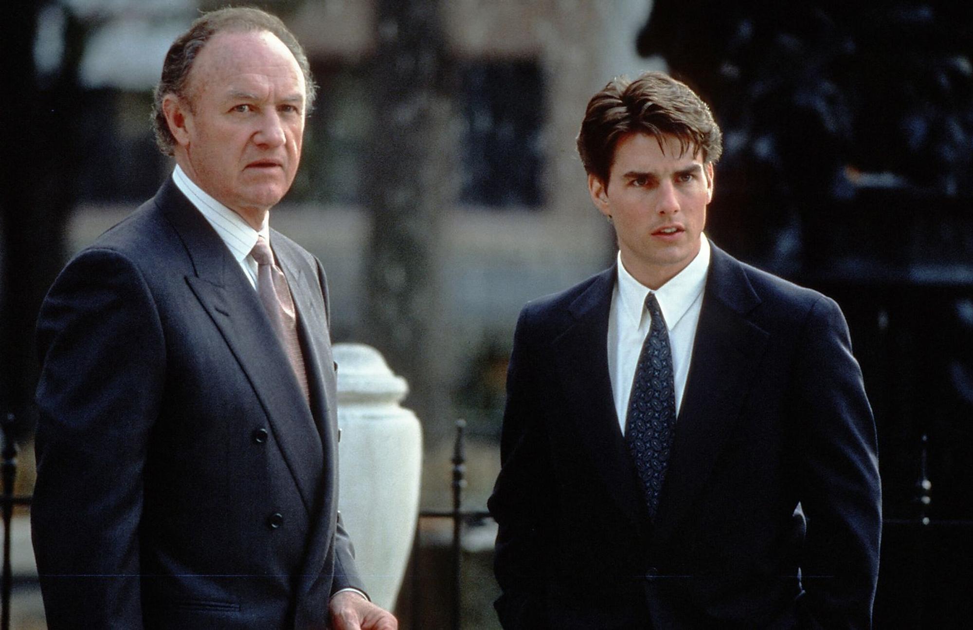 Der Anwalt Avery Tolar (Gene Hackman, links) stellt den hoch begabten Jura-Absolventen Mitch McDeere (Tom Cruise) in seiner Firma ein. (Bild: ARTE / ARTE F / Paramount Pictures)