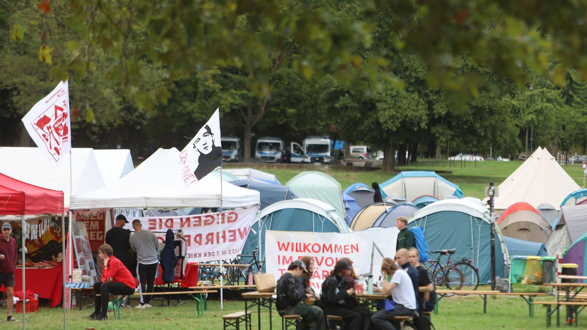 Protestcamp gegen Rheinmetall in Köln