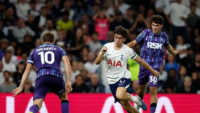 Tempodribbler Mikey Moore hatte im Pokalspiel gegen Charlton Athletic seinen großen Auftritt. Für ein Engagement bei den Tottenham Hotspur reichte es bislang nicht dauerhaft.