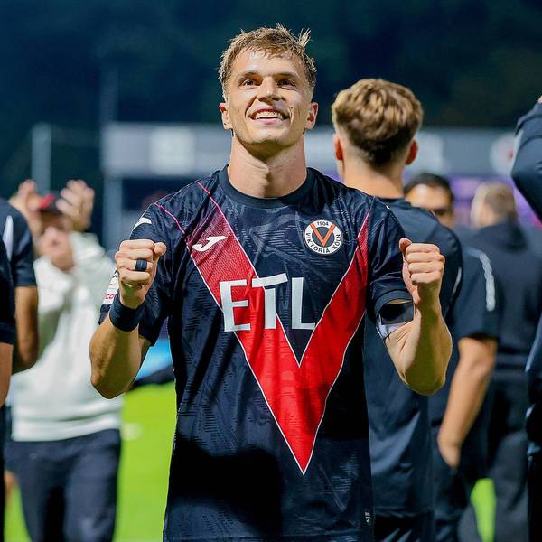 30.08.2026, xsscx, Fußball 3. Liga, Viktoria Köln - Preußen Münster, 3. Spieltag, Sportpark Höhenberg, Saison 2026 2027: Die Mannschaft von Viktoria Köln feiert ihren Sieg gegen Preußen Münster mit David Otto Viktoria Köln 10 DFB regulations prohibit any use of photographs as image sequences and or quasi-video. Photo: xSandraxScherningxPressefotoKochx Nordrhein-Westfalen Deutschland *** August 30, 2026, xsscx, Soccer 3rd Division, Viktoria Köln vs. Preußen Münster, Matchday 3, Sportpark Höhenberg, 20262027 Season: The Viktoria Köln team celebrates its victory over Preußen Münster with David Otto. Viktoria Köln 10. DFB regulations prohibit any use of photographs as image sequences and/or quasi-video. Photo: xSandraxScherningxPressefotoKochx, North Rhine-Westphalia, Germany