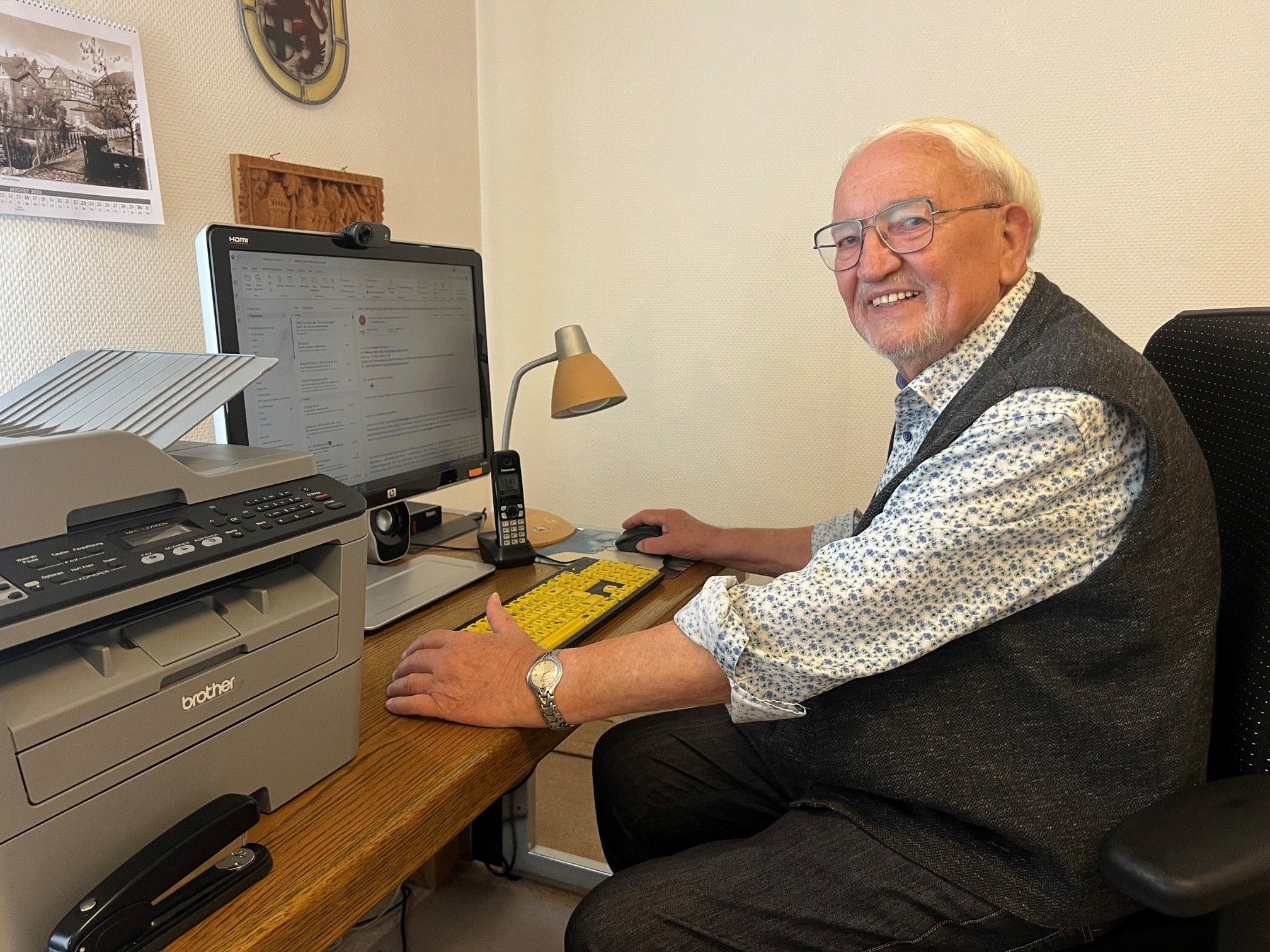 Ludwig Neuber in seinem Büro.
