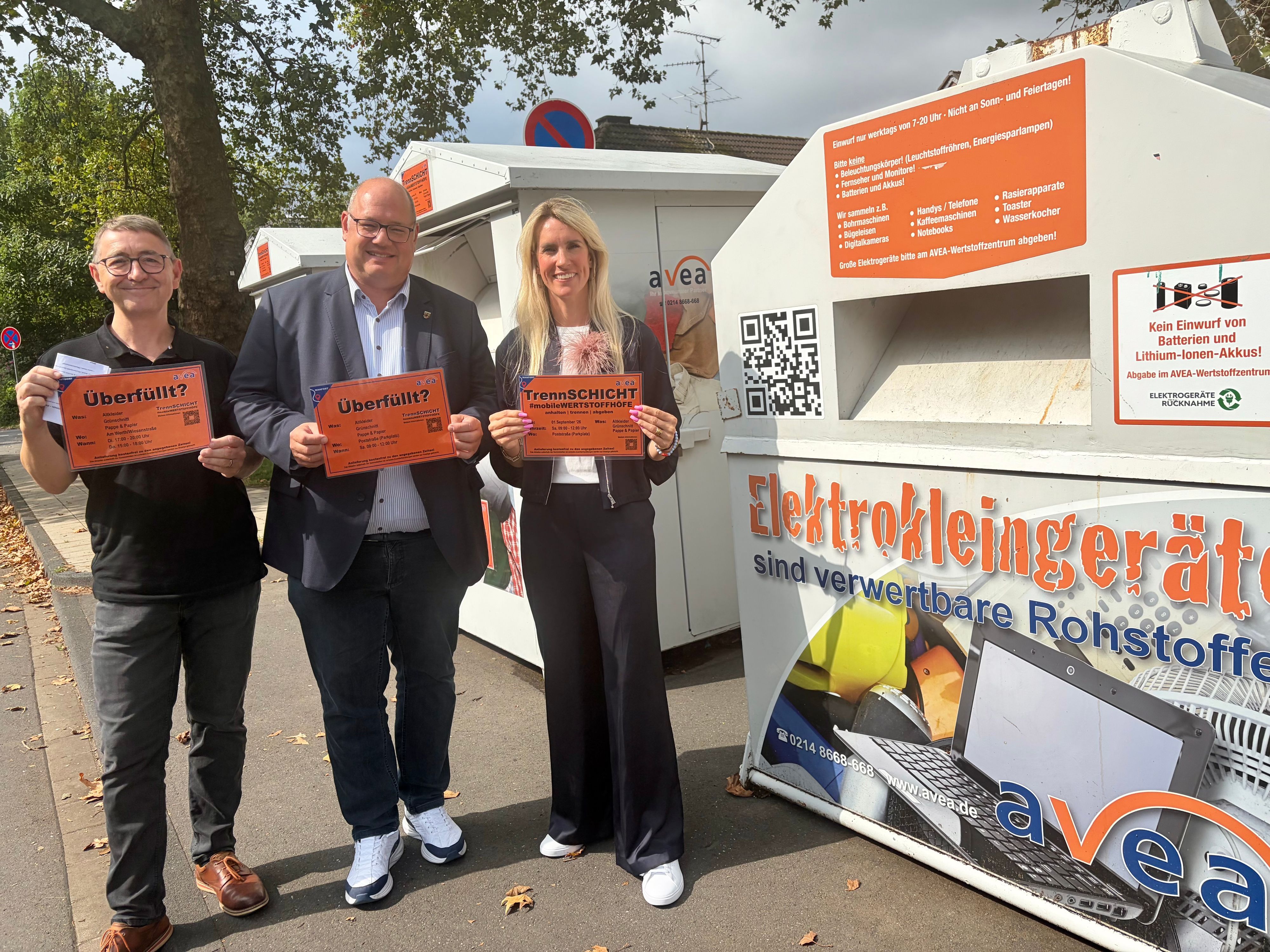 Werben für das Pilotprojekt: Ingo Brandt, Stefan Hebbel und Anika Hagt am Standort in Hitdorf.