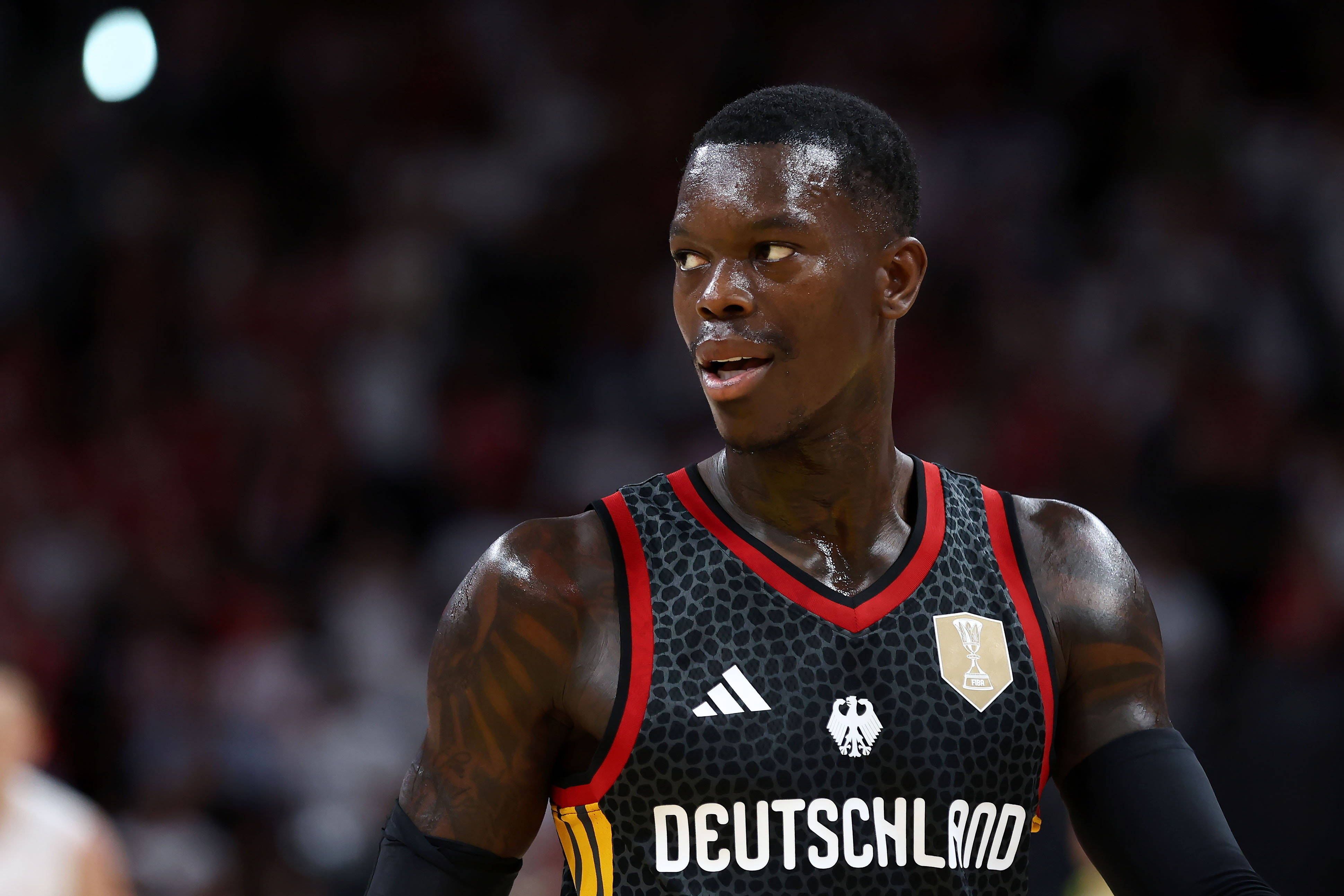 Dennis Schröder ist mit der deutschen Nationalmannschaft Welt- und Europameister geworden. Im August wechselte der NBA-Spieler zu den Charlotte Hornets.