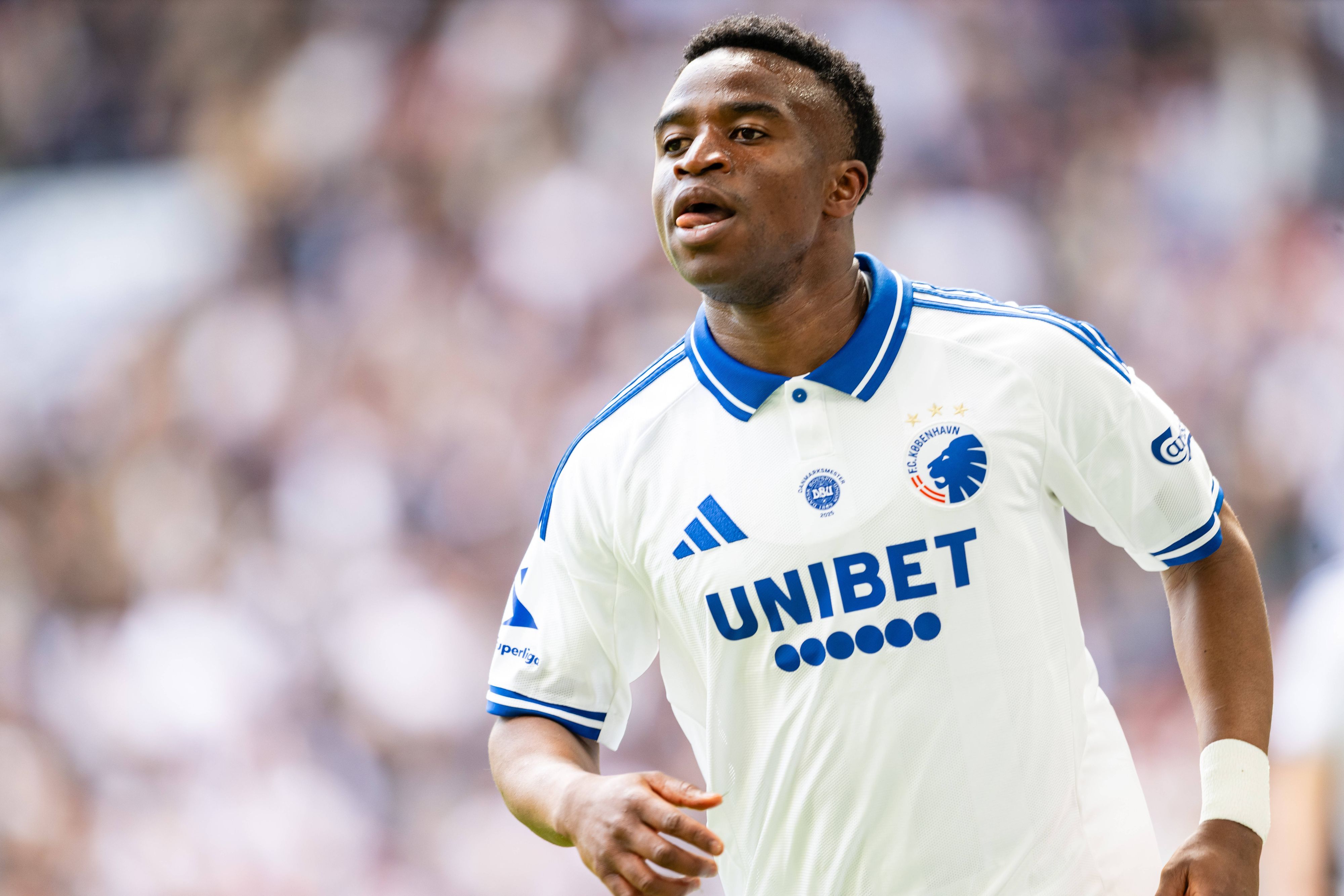 Youssoufa Moukokoim Trikot vom FC Kopenhagen.