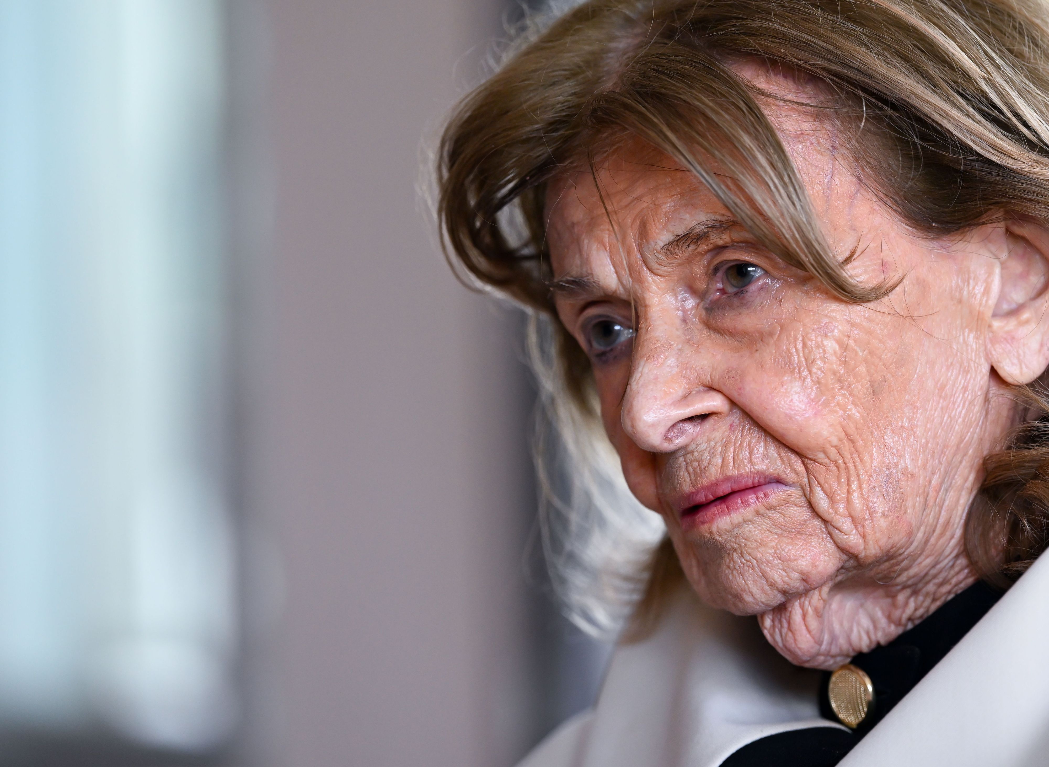 Charlotte Knobloch, Präsidentin der Israelitischen Kultusgemeinde München und Oberbayern, aufgenommen bei einem Interview mit der Deutschen Presse-Agentur.