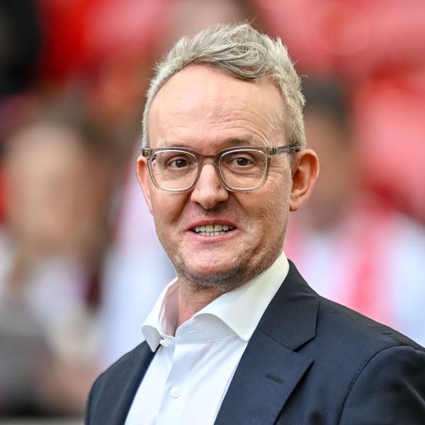ARCHIV - 04.04.2026, Baden-Württemberg, Stuttgart: Fußball, Männer: Bundesliga, VfB Stuttgart - Borussia Dortmund, 28. Spieltag, MHPArena. Vorstandsvorsitzender Alexander Wehrle (VfB Stuttgart) steht vor dem Spiel im Stadion. (zu dpa: «VfB-Chef Wehrle: Keine Sorgen wegen «Weltmarken-Bündnis»») Foto: Harry Langer/dpa +++ dpa-Bildfunk +++