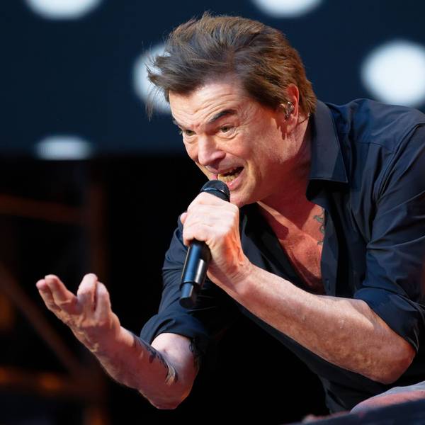Campino, Sänger der Toten Hosen, holte Marian Gold auf die Bühne (Archivbild).