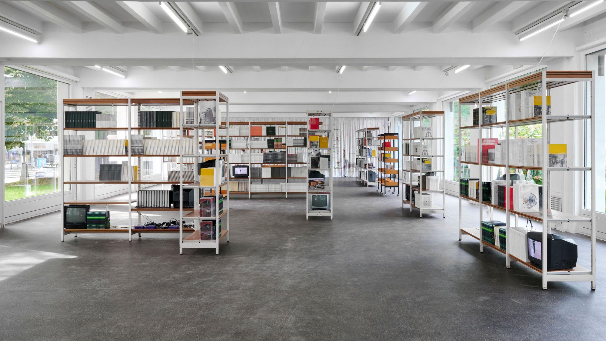 Ser Serpas – „Sonderbare Tage“: Ausstellungsansicht im Kölnischen Kunstverein