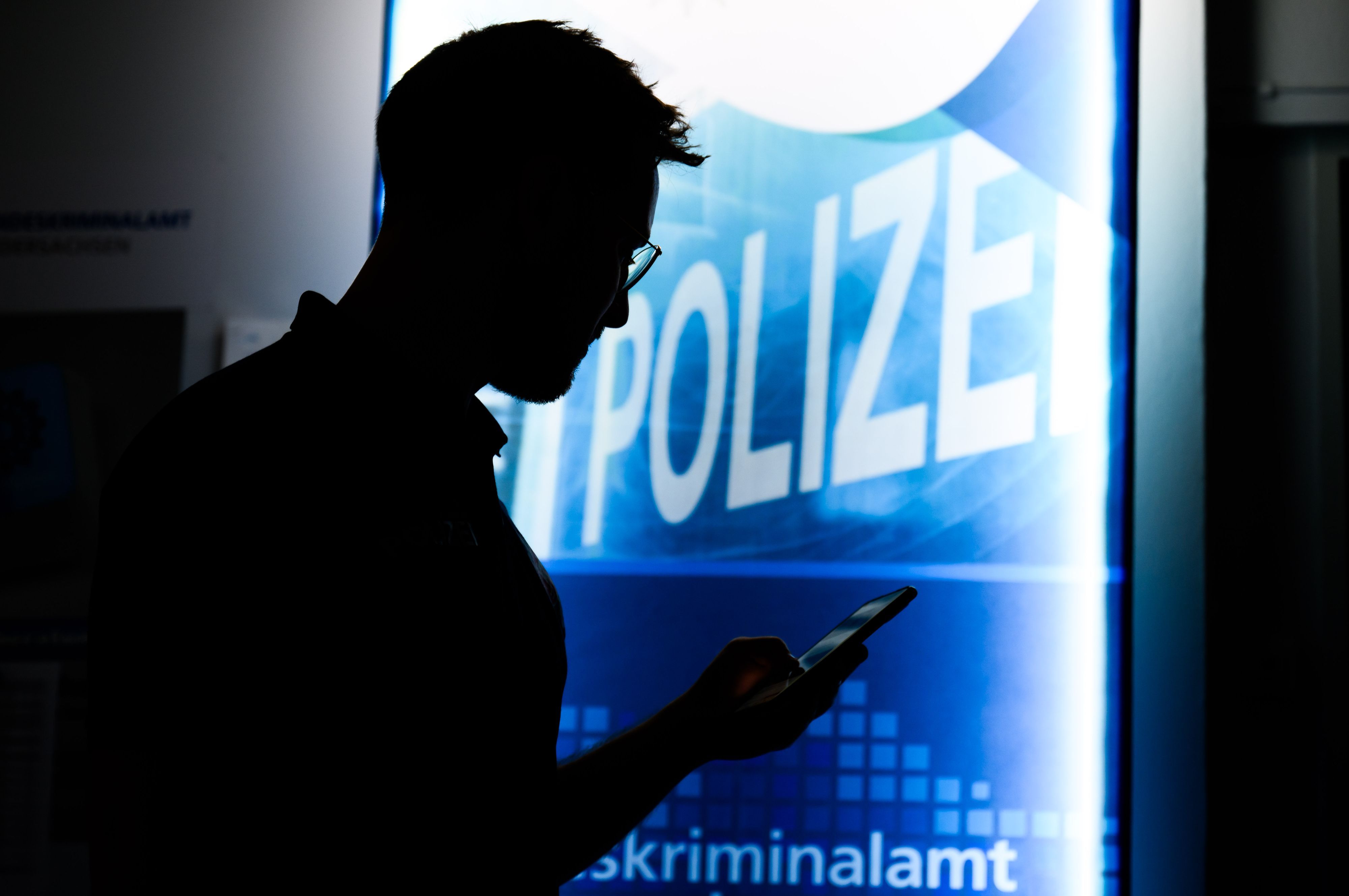 Die Polizei braucht mehr Befugnisse beim Datenaustausch, sagt der Experte Mirko Ross.