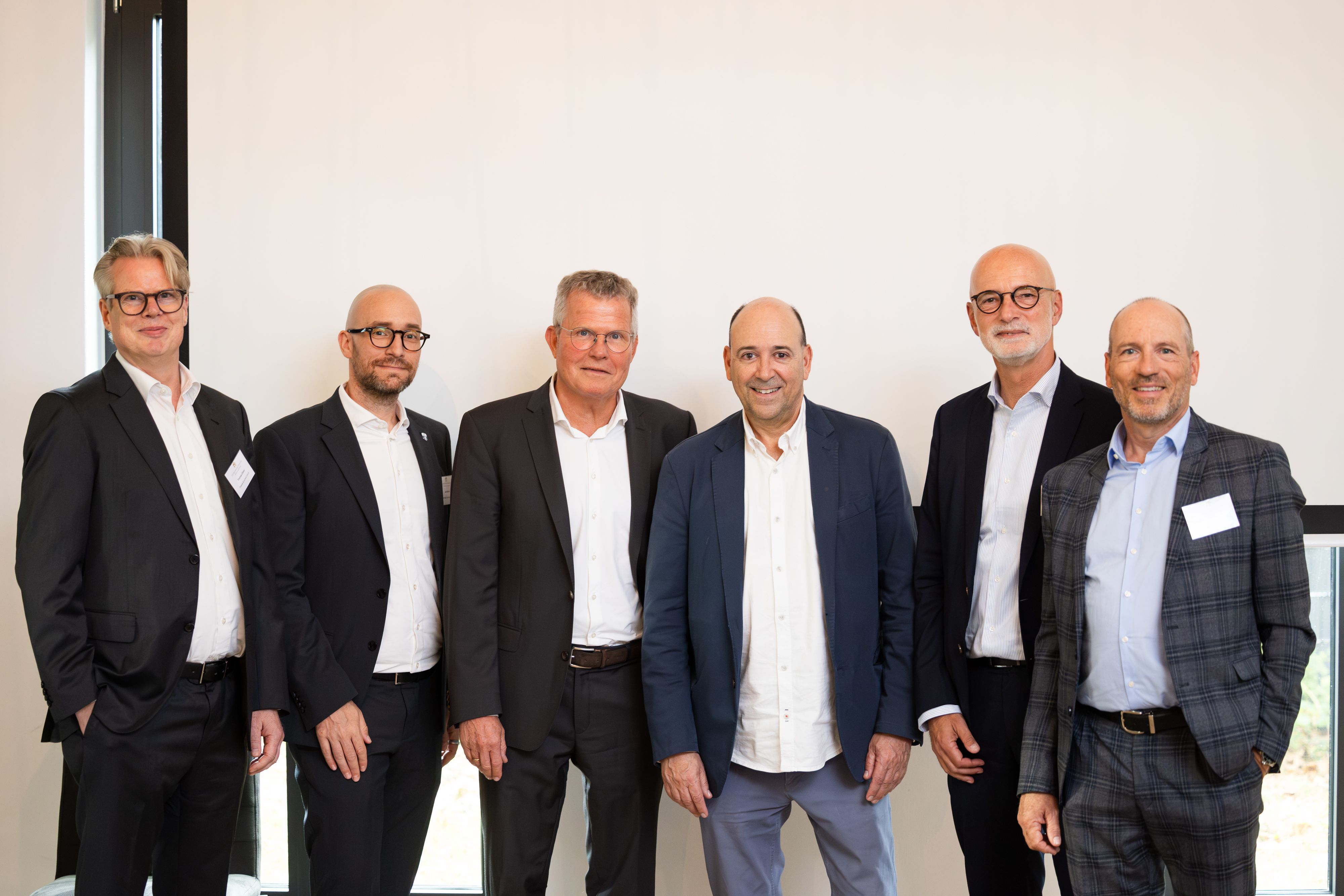 Die Führung der Unternehmerverbände und ihr Gast: Thomas Ebker (v.l.), Jan Beine, Andreas Tressin, Fernando Carro, Arndt Krebs und Marc Kretkowski.