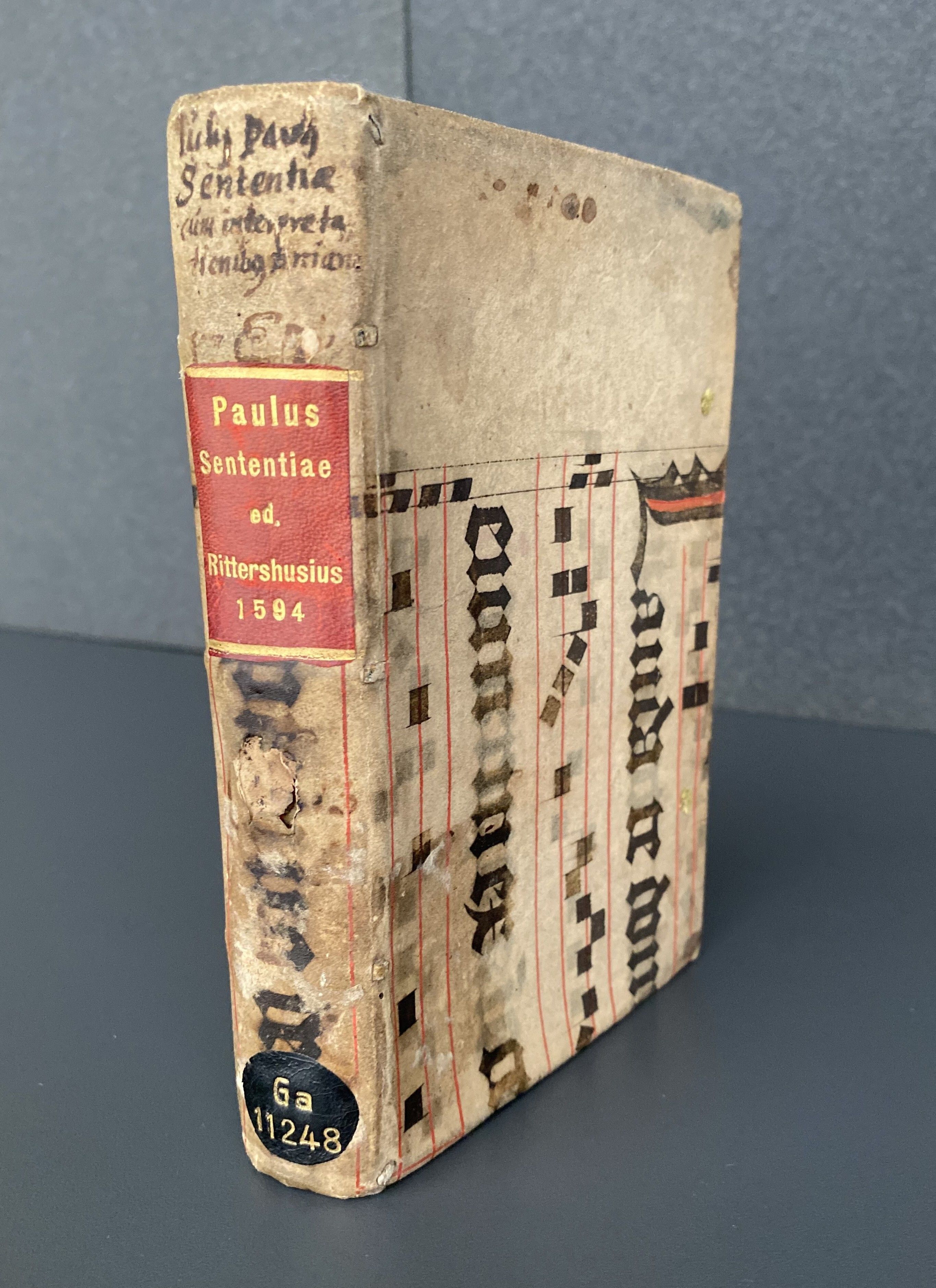 Es handelt sich um eine in Latein veröffentlichte Schrift und ein spätantikes Rechtsbuch.