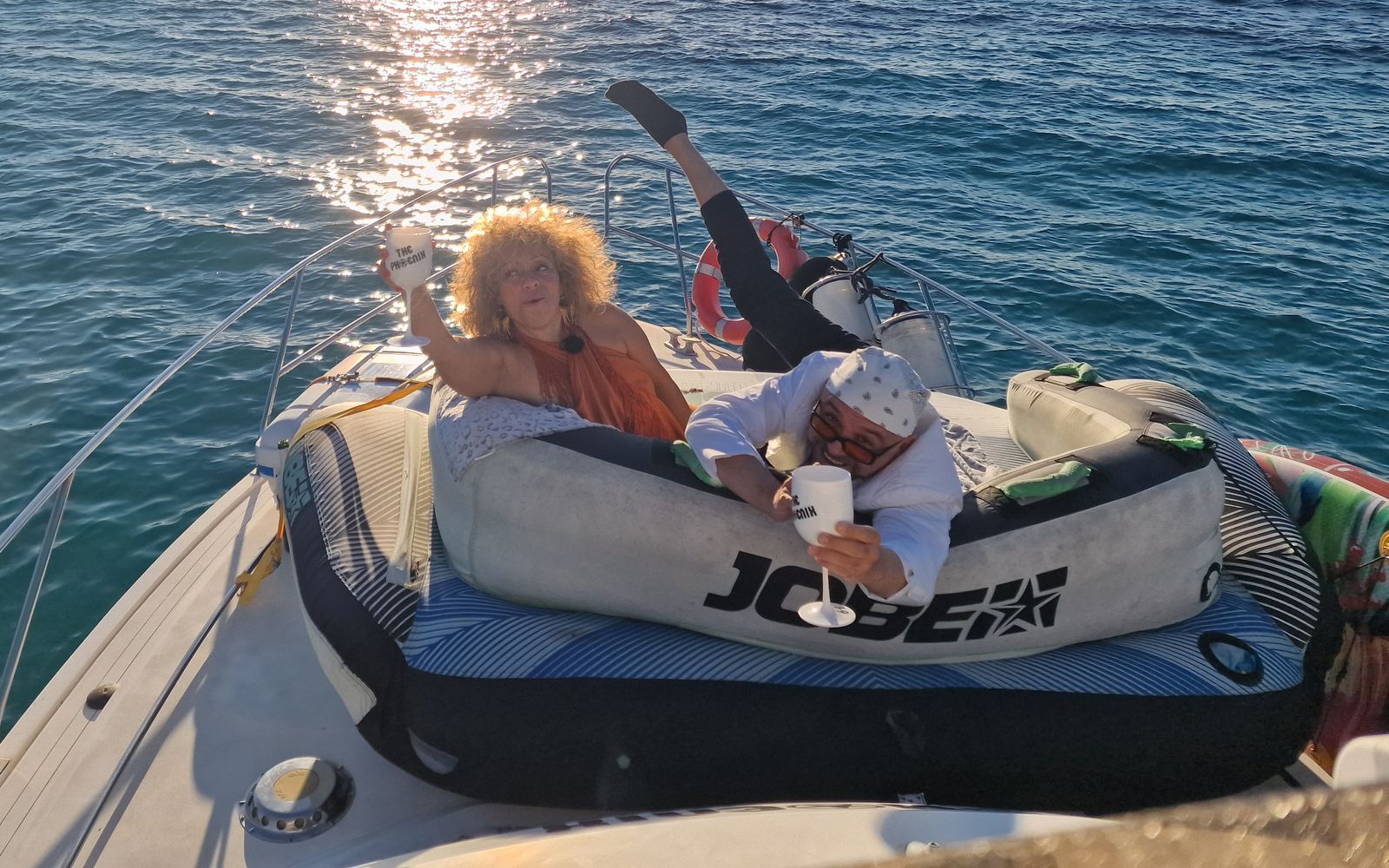 Nilli weiß, wie man das Leben genießt. Sie tut es auf Mallorca. Aber: Sie sucht einen Partner, der Natur, Strand, Alltag und das Bett teilt. Ob Vanel der Richtige ist? (Bild: RTL)