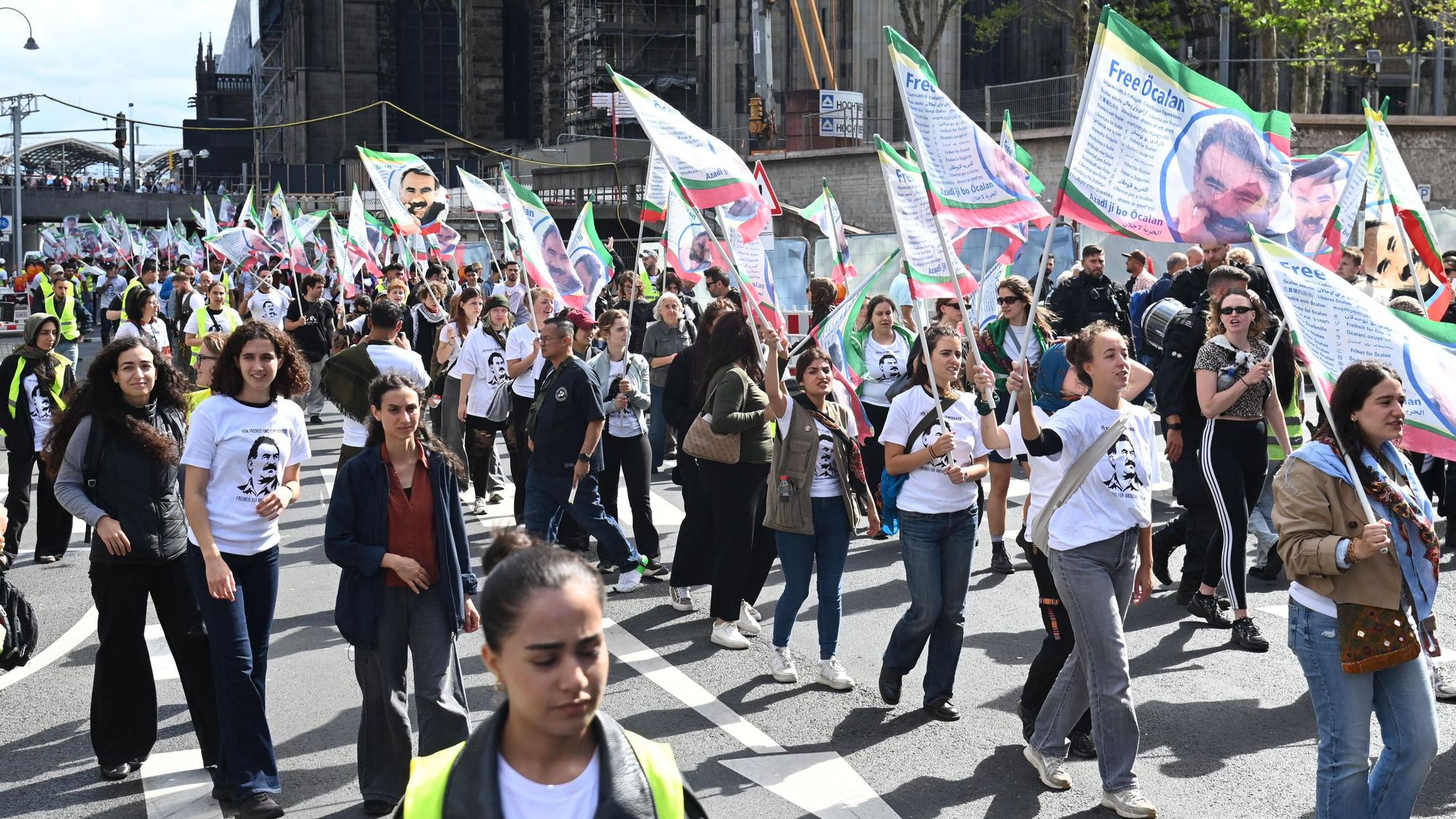 Bereits am Freitag zog ein Protestzug durch die Kölner Innenstadt.
