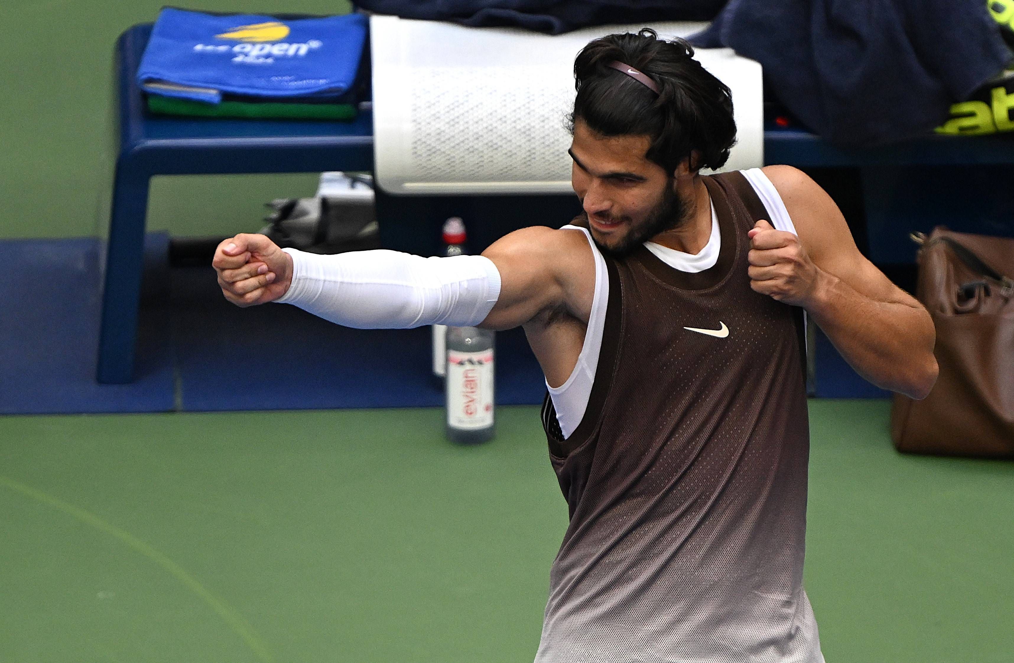 Carlos Alcaraz in Aktion bei den US Open.