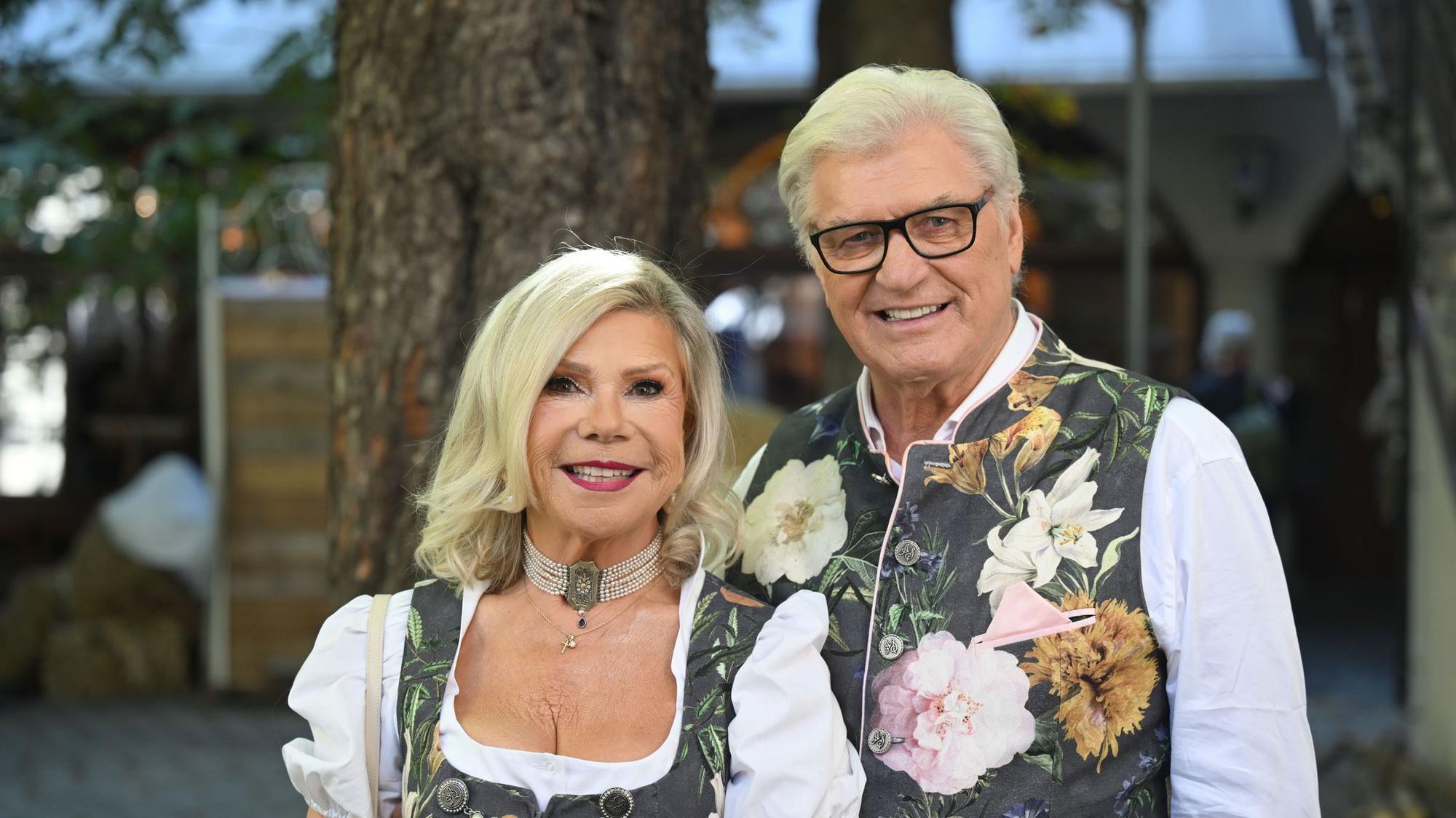 Marianne und Michael posieren.