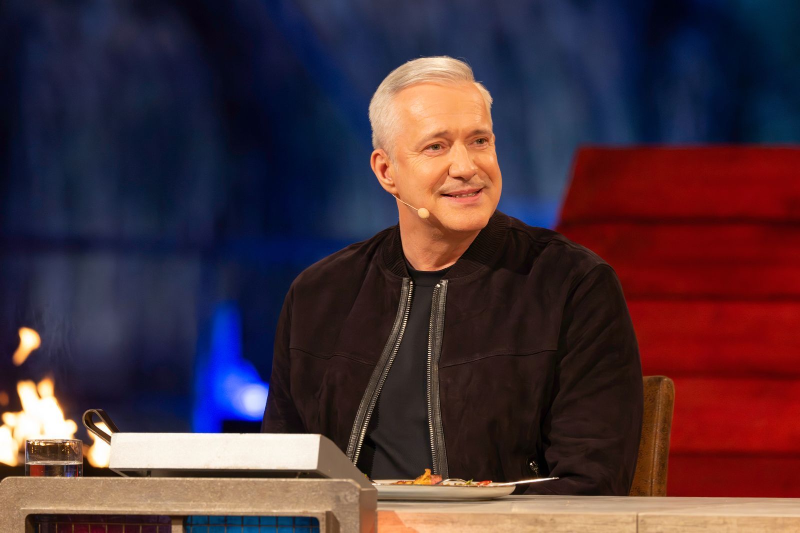 Alexander Herrmann verband bei „Grill den Henssler Sommer-Special“ (VOX) seine Leidenschaften Kochen und Fußball. (Bild: RTL/Markus Hertrich)