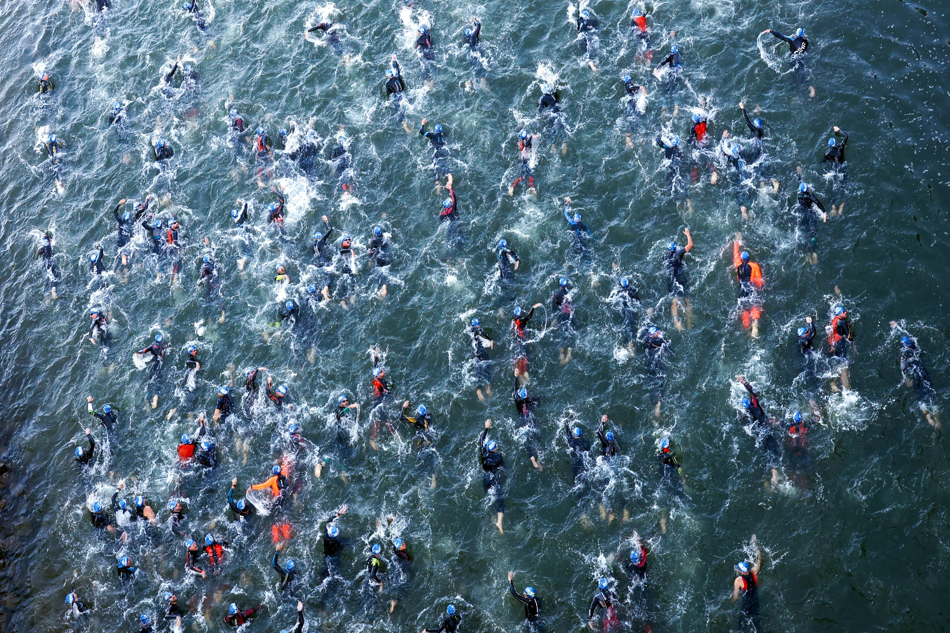 06.09.2026. Köln: Beim 5. Köln Triathlon nehmen 4.200 Athletinnen und Athleten auf drei unterschiedlichen Distanzen teil. Laut Veranstalter ist das eine Rekordzahl an Teilnehmenden. Die Veranstaltung ist seit Anfang des Jahres ausgebucht. Foto: Martina Goyert