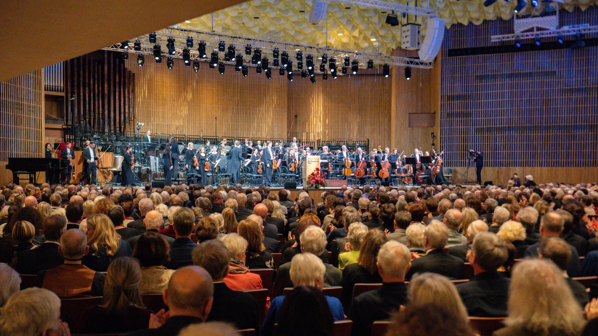 Eröffnung der Beethovenhalle
