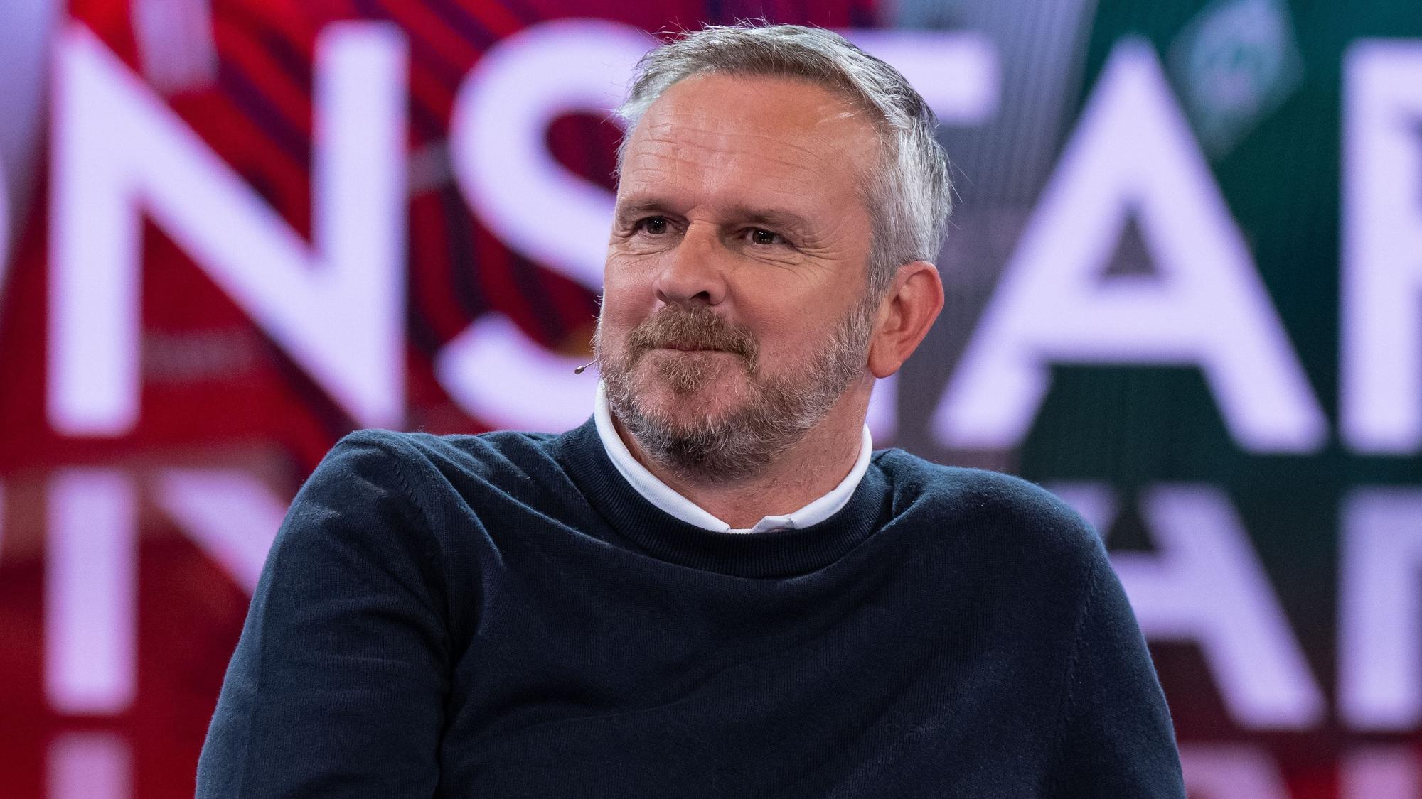 Sky-Experte Didi Hamann im TV-Studio.