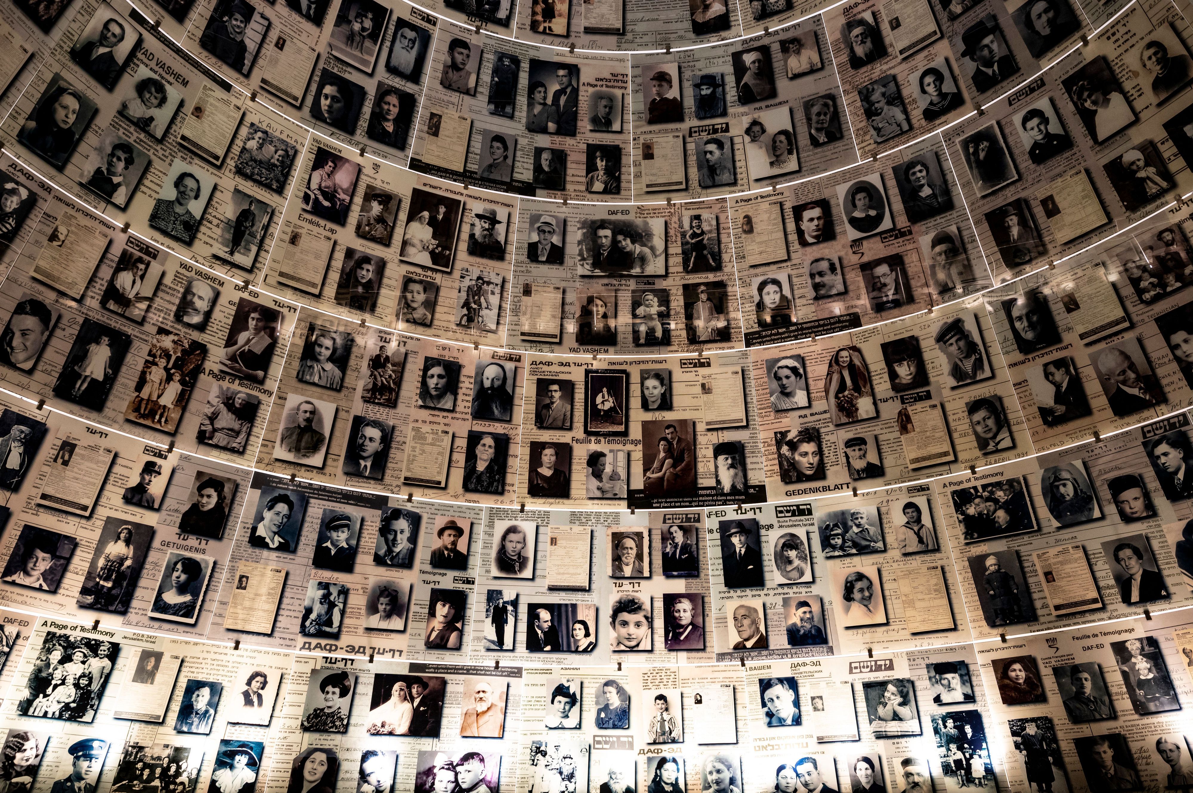 ARCHIV – 10.02.2022, Israel, Jerusalem: Die Halle der Namen in der Holocaust Gedenkstätte Yad Vashem. (zu dpa: «Bildungszentrum von Yad Vashem in München») Foto: Fabian Sommer/dpa +++ dpa-Bildfunk +++