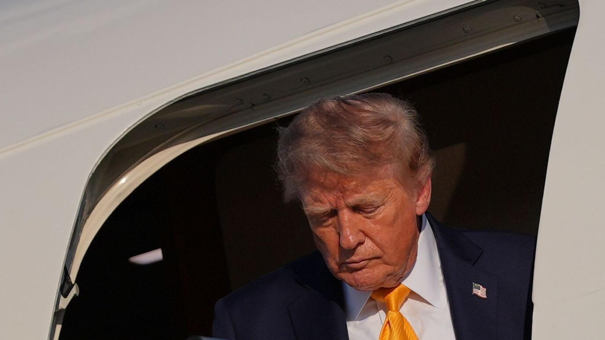 US-Präsident Donald Trump landet mit der Air Force One auf dem Flughafen Morristown