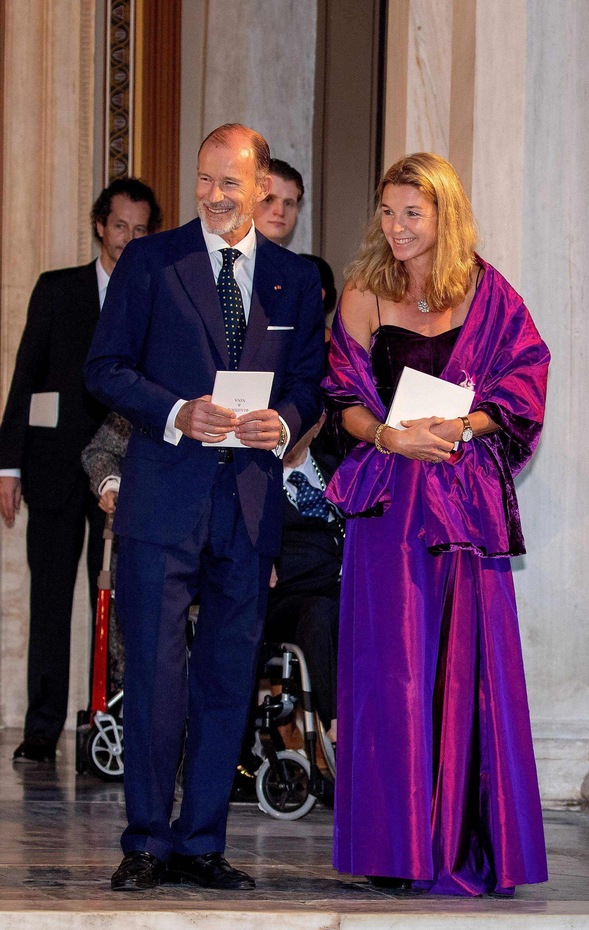 Prinz Kyril und seine Partnerin Katharine Butler bei einer Hochzeit in Griechenland.