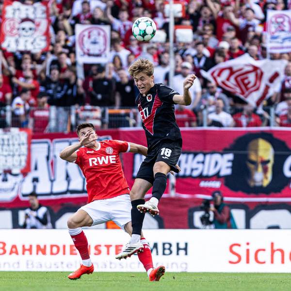 3.Liga: Rot-Weiss Essen - FC Viktoria Köln 05.09.2026 Semir Telalovic Rot-Weiss Essen, 17, Tim Kloss FC Viktoria Köln, 18 3.Liga: Rot-Weiss Essen - FC Viktoria Köln Stadion an der Hafenstraße, Essen 05.09.2026 DFL regulations prohibit any use of photographs as image sequences and/or quasi video. *** 3rd Division: Rot-Weiss Essen vs. FC Viktoria Köln, September 5, 2026 Semir Telalovic Rot-Weiss Essen, 17, Tim Kloss, FC Viktoria Köln, 18 3rd Division Rot-Weiss Essen vs. FC Viktoria Köln, Stadion an der Hafenstraße, Essen, September 5, 2026 DFL regulations prohibit any use of photographs as image sequences and/or quasi-video Copyright: xBEAUTIFULxSPORTS/Buriakovx