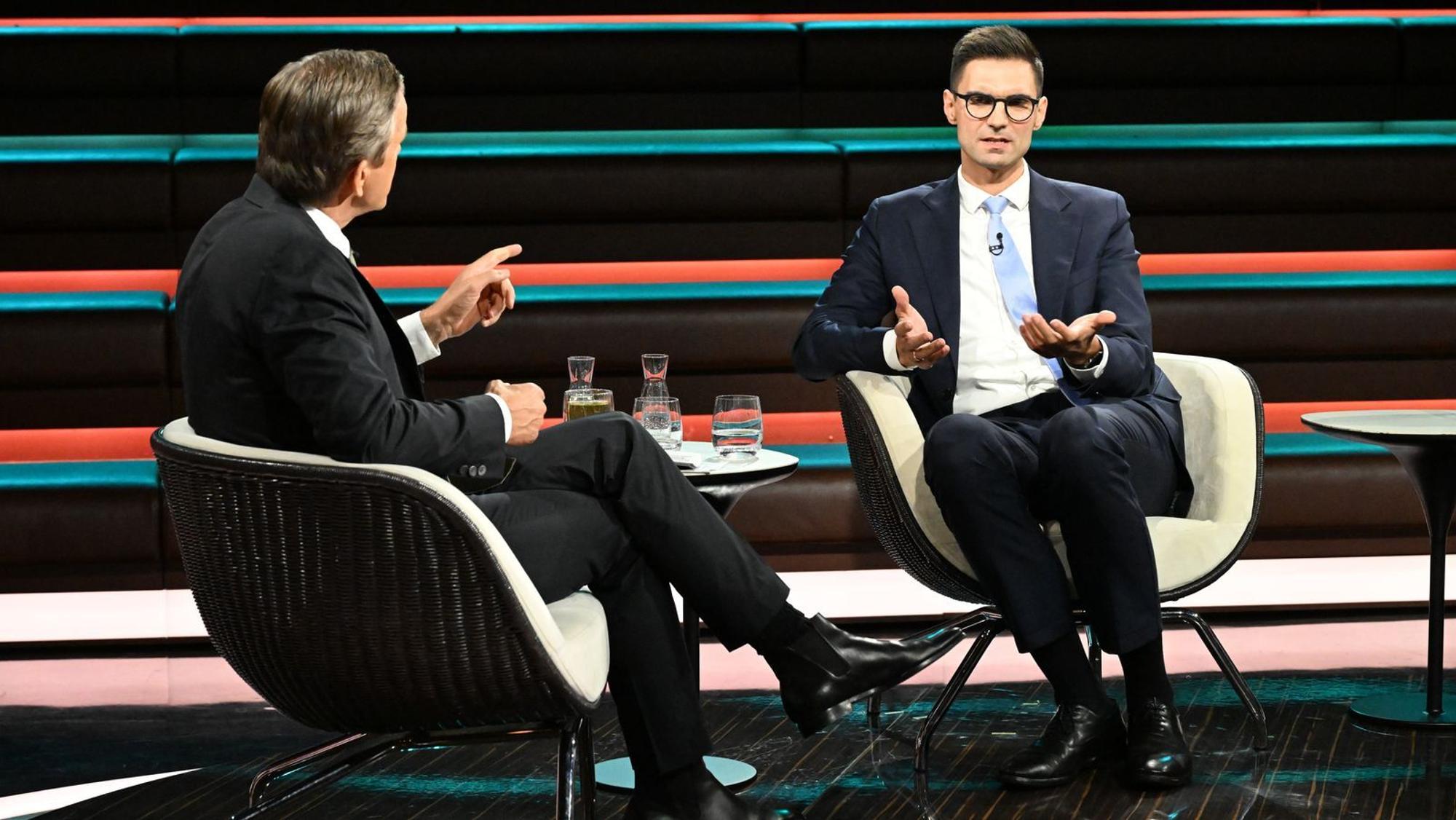 In der ZDF-Sendung machte Sepp Müller keinen Hehl daraus, wie zerrissen die Union mittlerweile ist. (Bild: Cornelia Lehmann / ZDF)