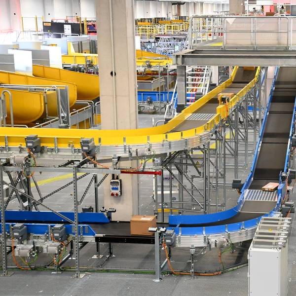 Blick in das neue Paketzentrum
