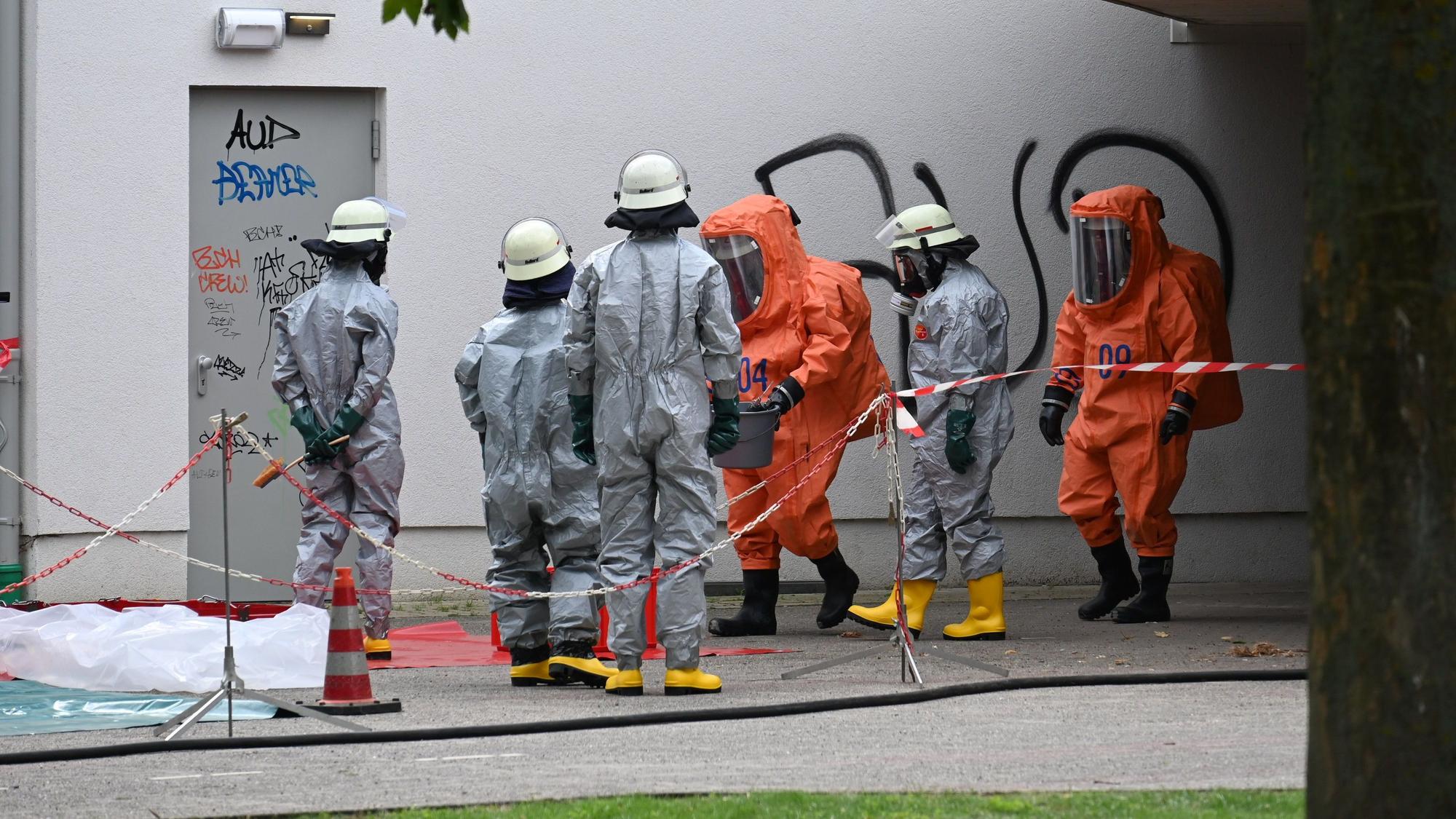 Die Feuerwehr hat den Keller untersucht.