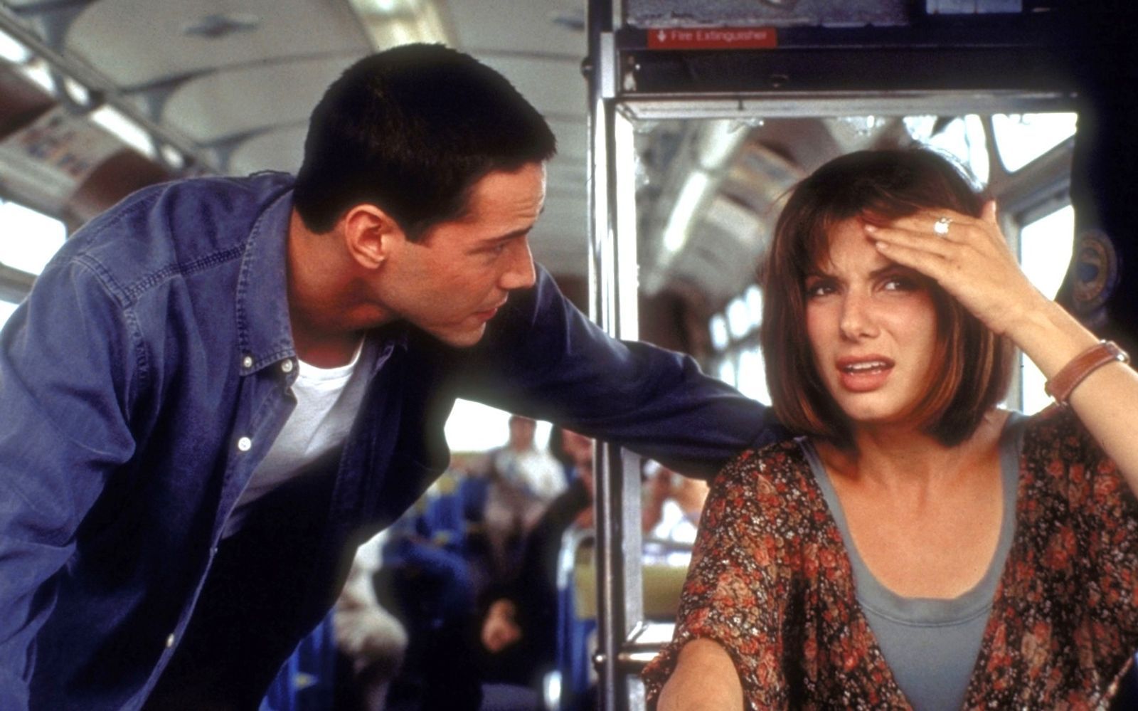 1994 der große Paukenschlag: Mit „Speed“ war Sandra Bullock  damals an der Seite von Keanu Reeves in einem der Blockbuster des Jahres zu sehen. Für beide Schauspieler bedeutete der Klassiker der endgültige Durchbruch.  (Bild: Twentieth Century Fox)