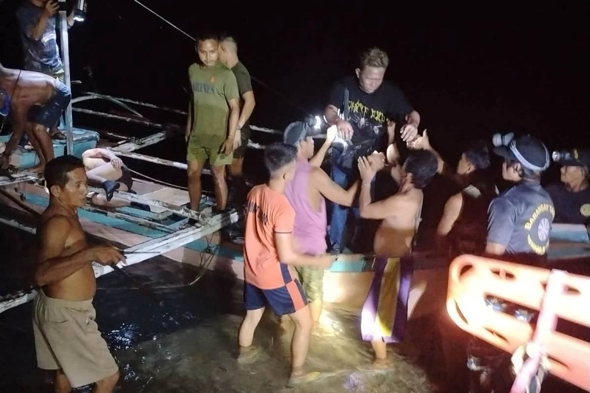 Brand auf Fähre auf den Philippinen