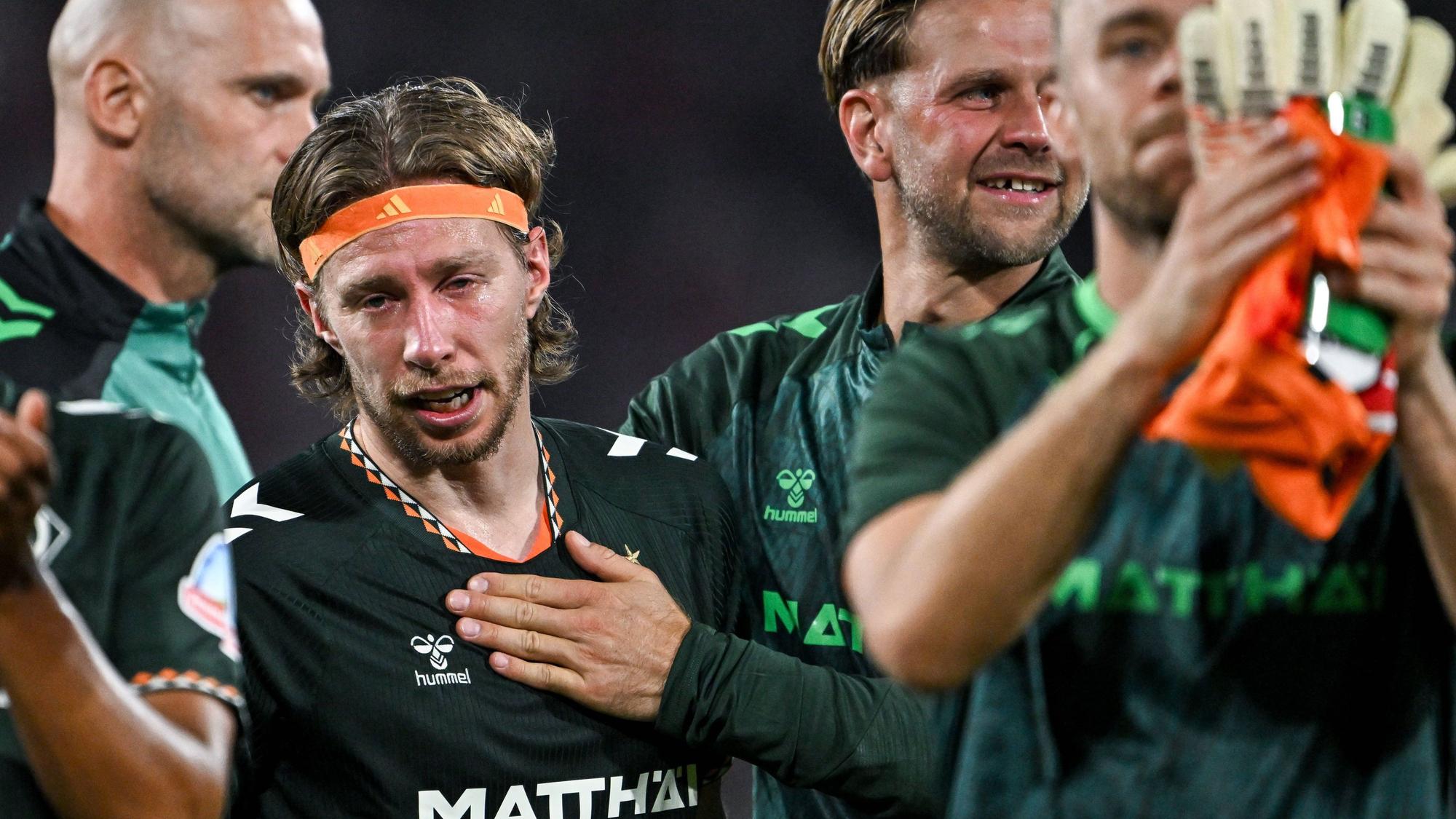 Emotionale Rückkehr in Köln: Bei Mitchell Weiser brachen nach dem Abpfiff alle Dämme.