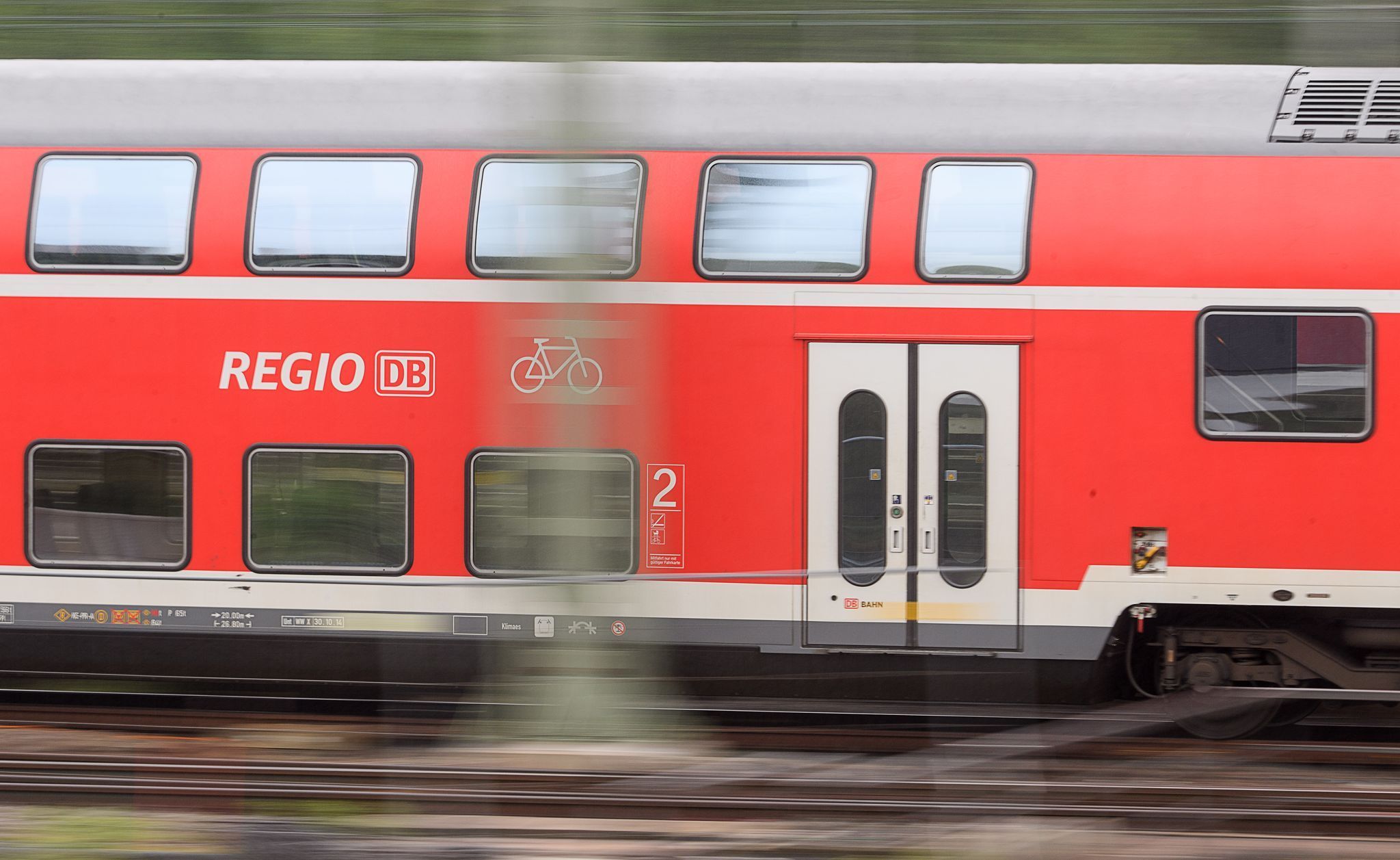 Schulklasse im Regionalexpress attackiert und belästigt