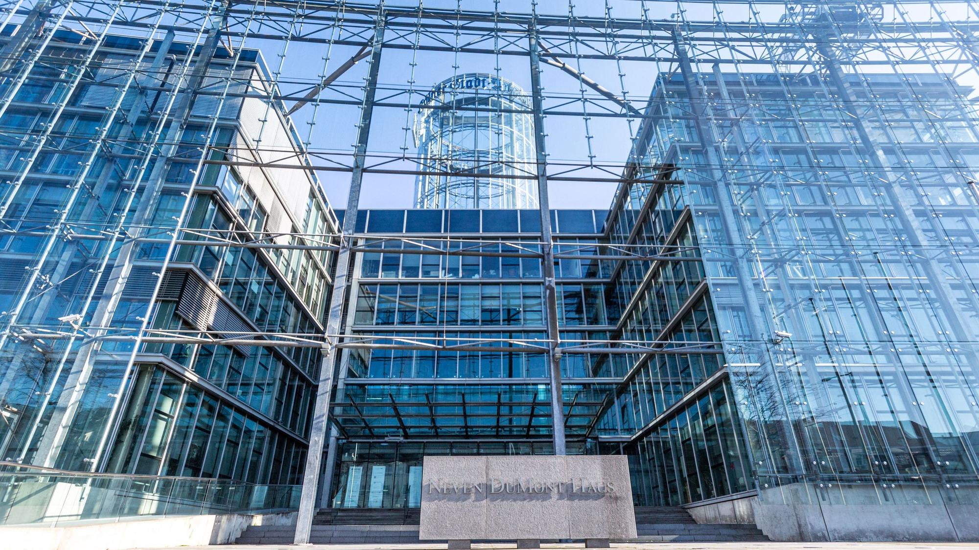 07.02.2020, Köln: Das «Neven DuMont Haus» an der Amsterdamer Straße. Neben dem Firmensitz der DuMont Mediengruppe beheimatet das Gebäude auch die Redaktionen der Tageszeitungen Kölner Stadt-Anzeiger und Express.