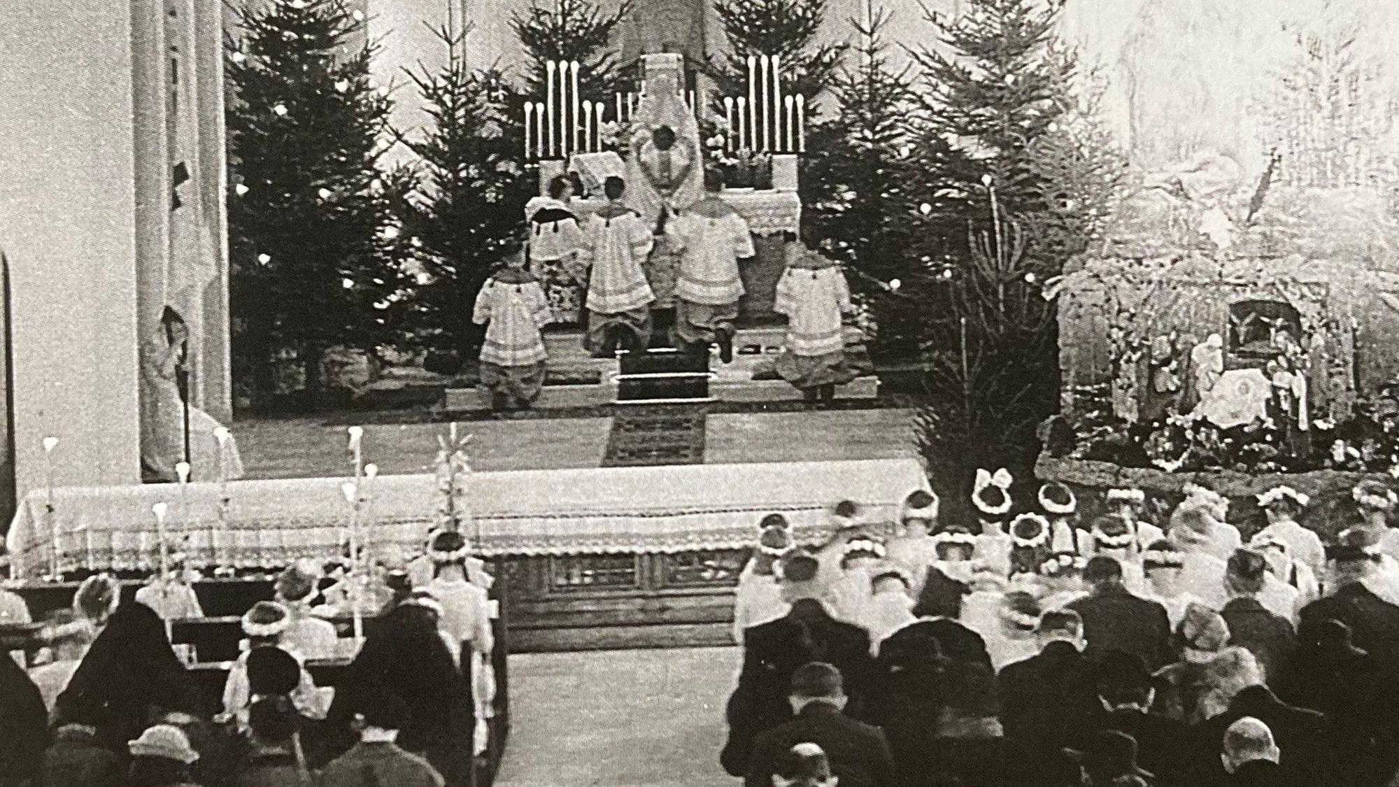 Weißer Sonntag mit Erstkommunion in der Weihnachtszeit 1940